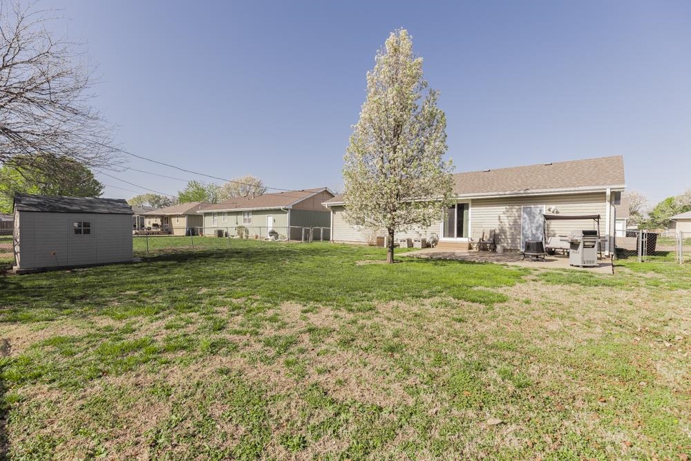 2219 Shalimar Dr Property Photo 15