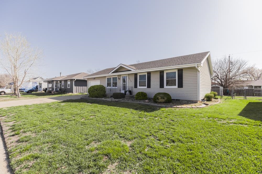 2219 Shalimar Dr Property Photo 17