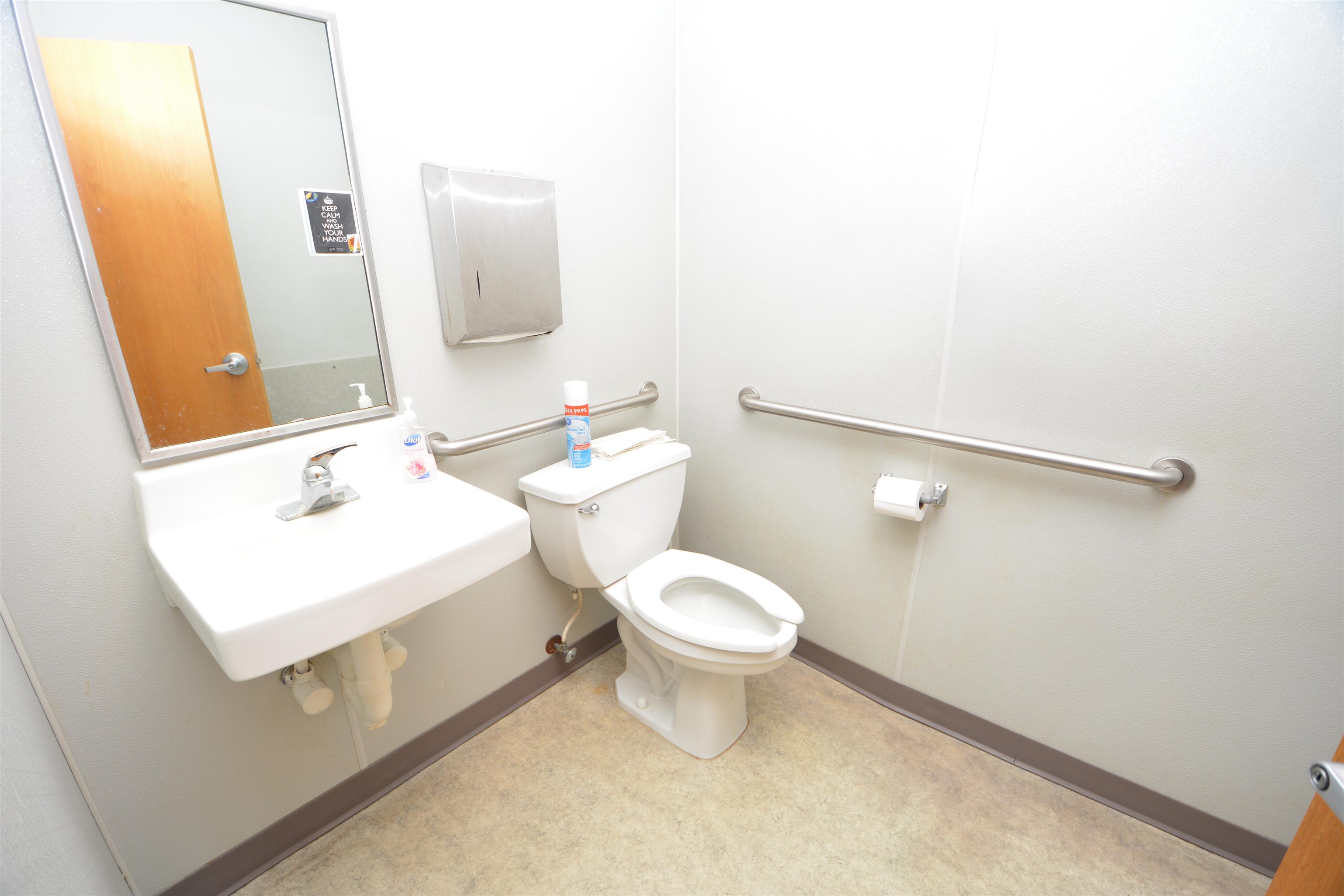 6135 E Harry St Property Photo 6