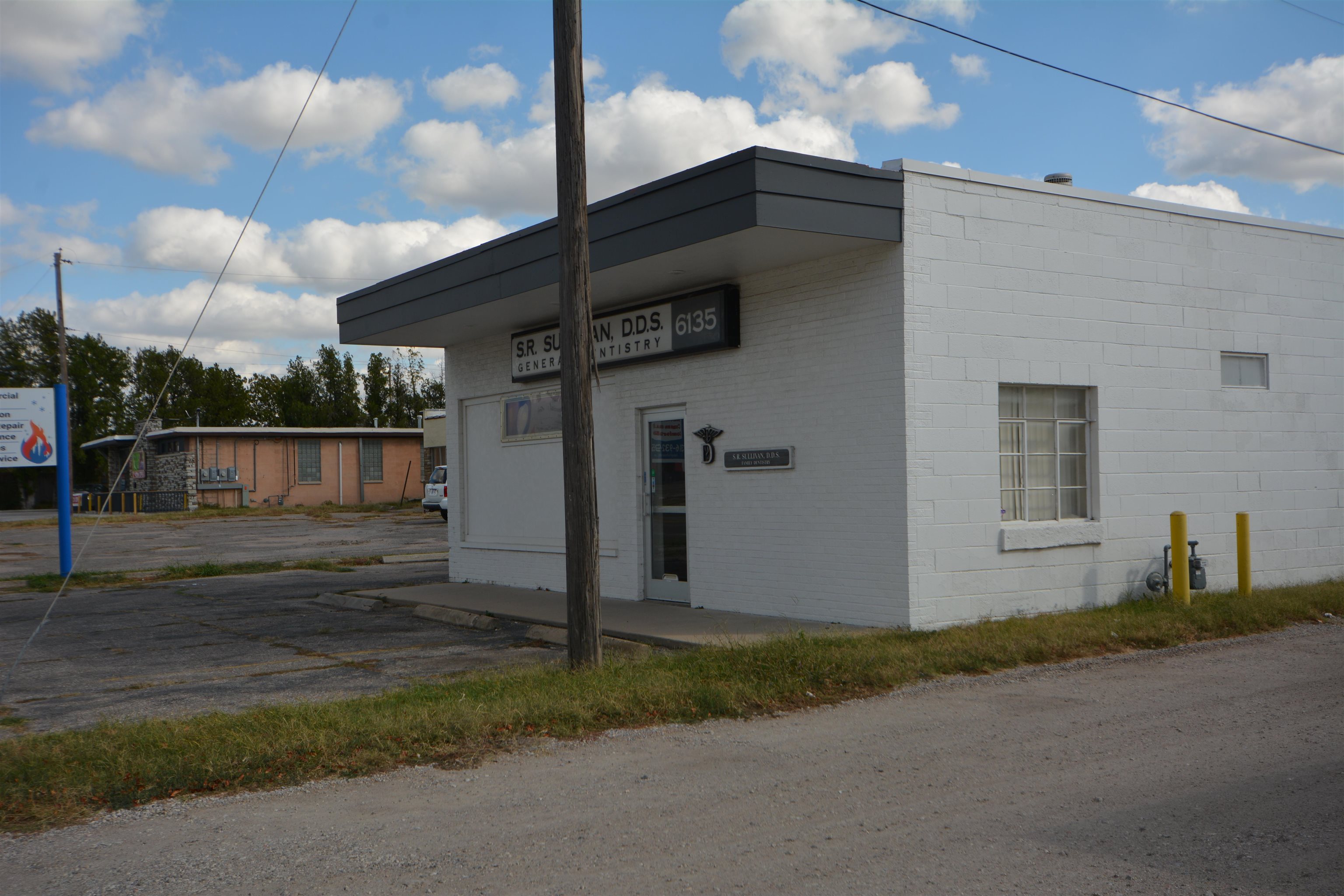 6135 E Harry St Property Photo 21