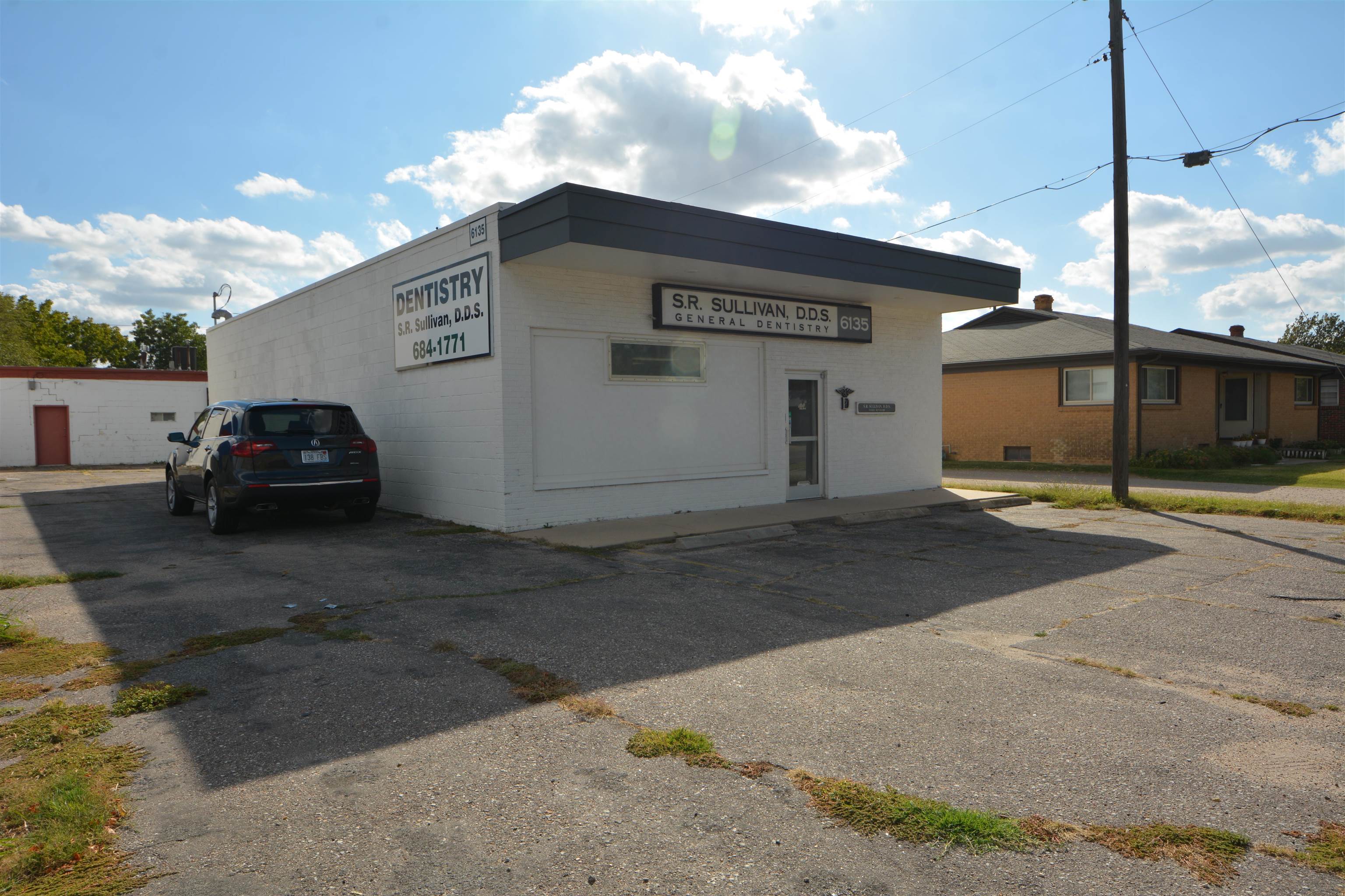 6135 E Harry St Property Photo 23