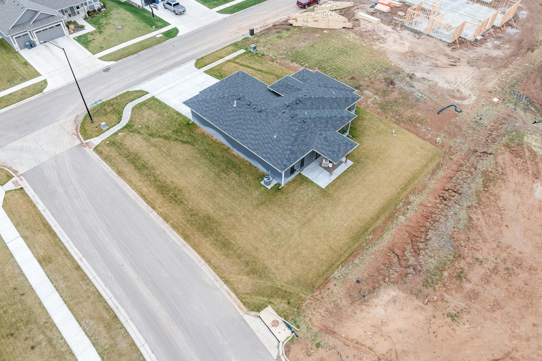 1502 N Emerald Valley Dr Property Photo 29