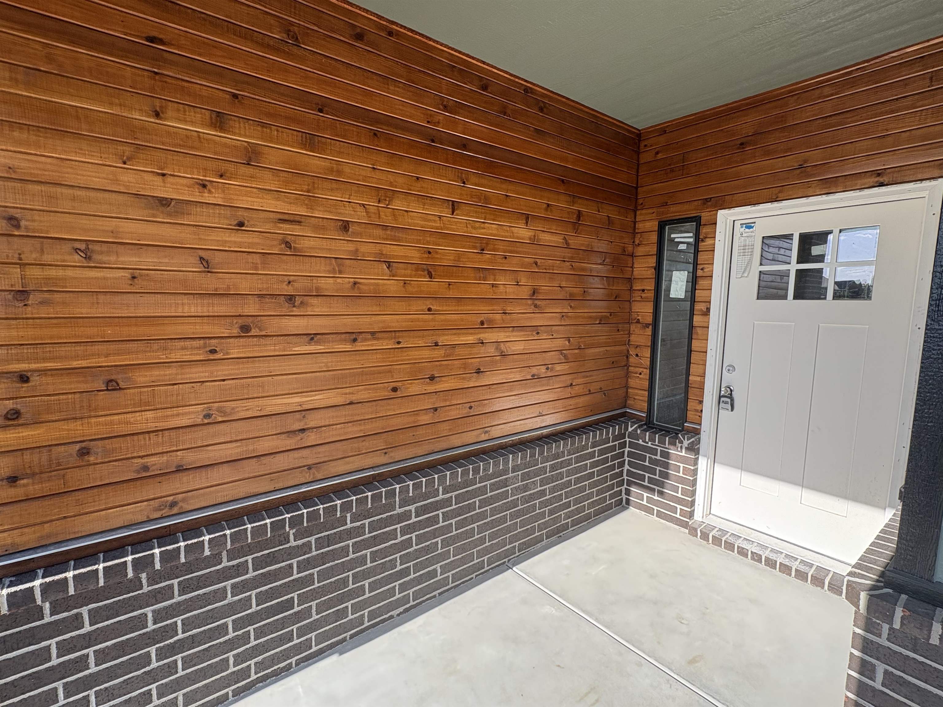 469 S Stoney Creek St Property Photo 3