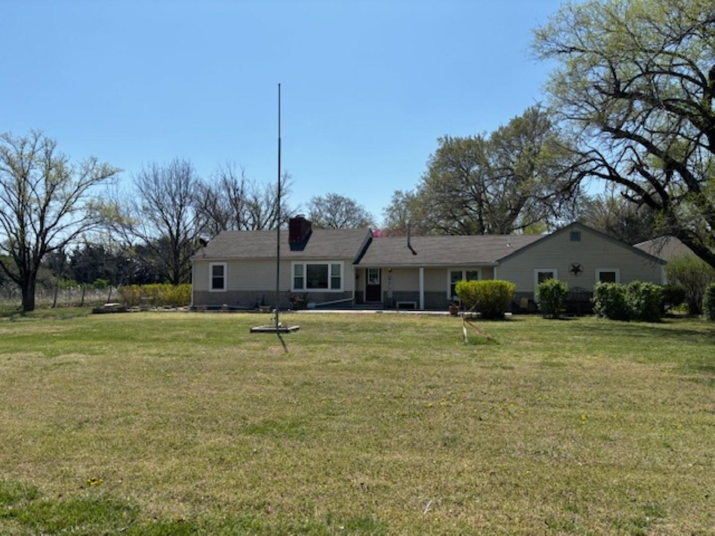 16209 W Maple Property Photo