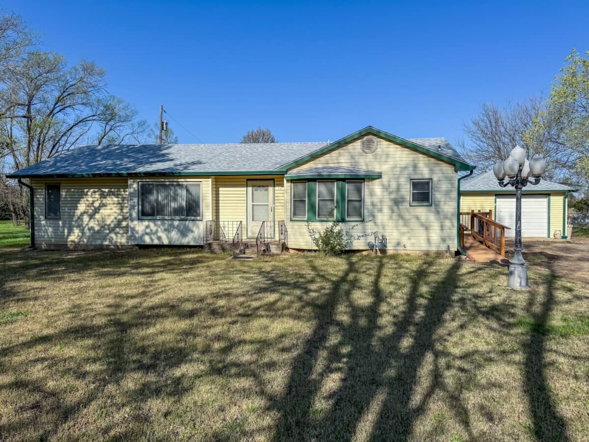 655 S Mccandless Rd Property Photo