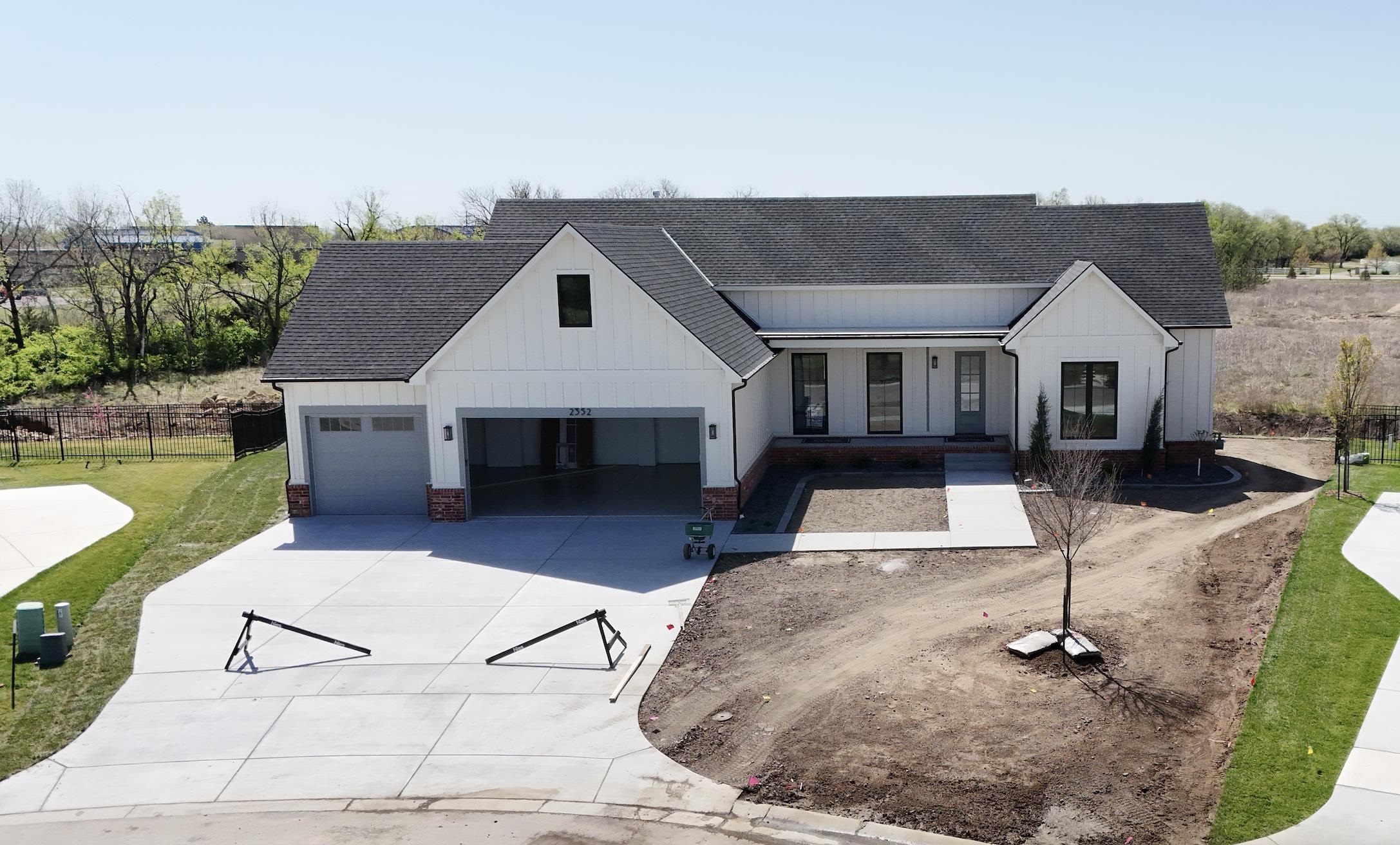 2352 N Sagebrush St Property Photo