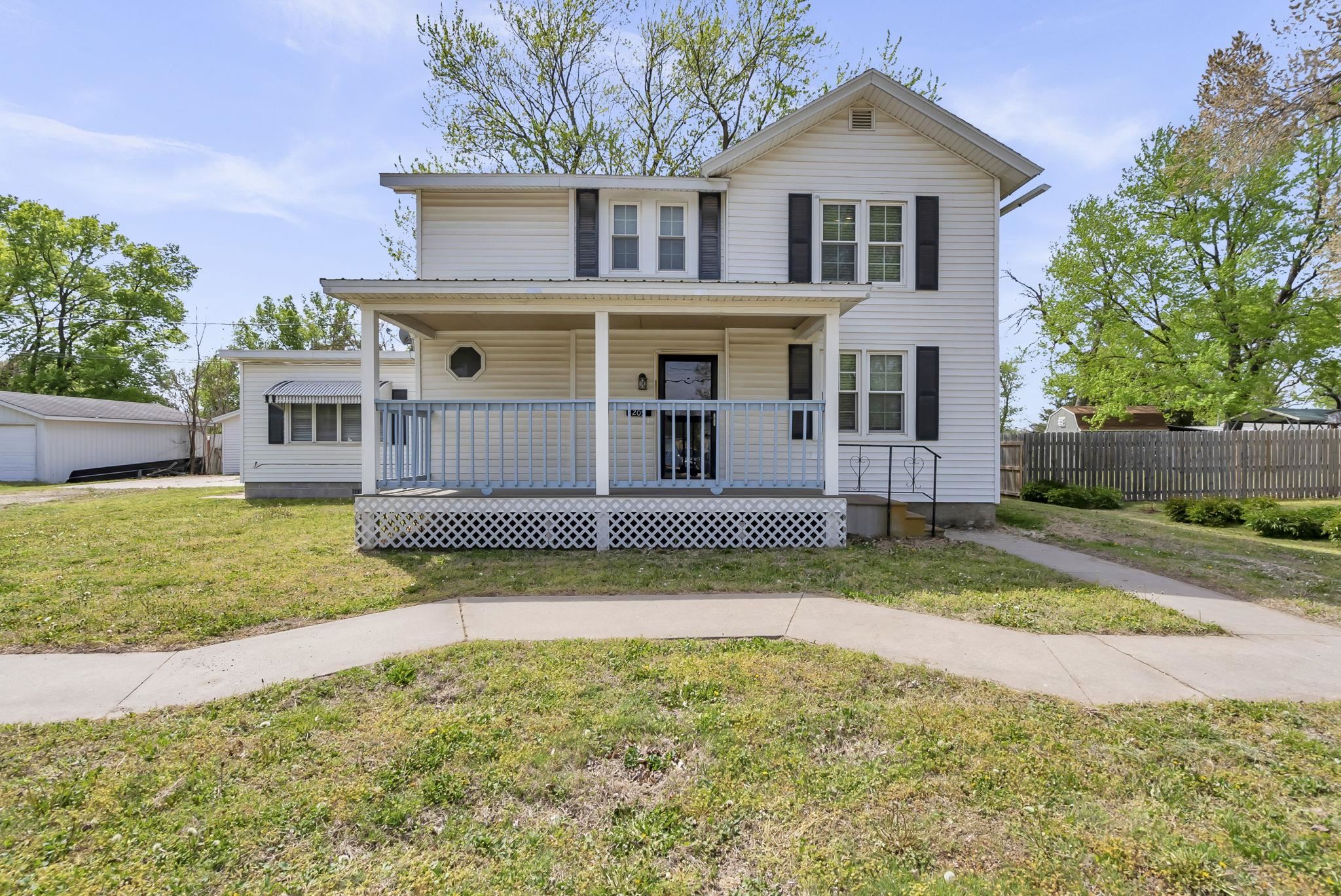 209 Garfield St Property Photo