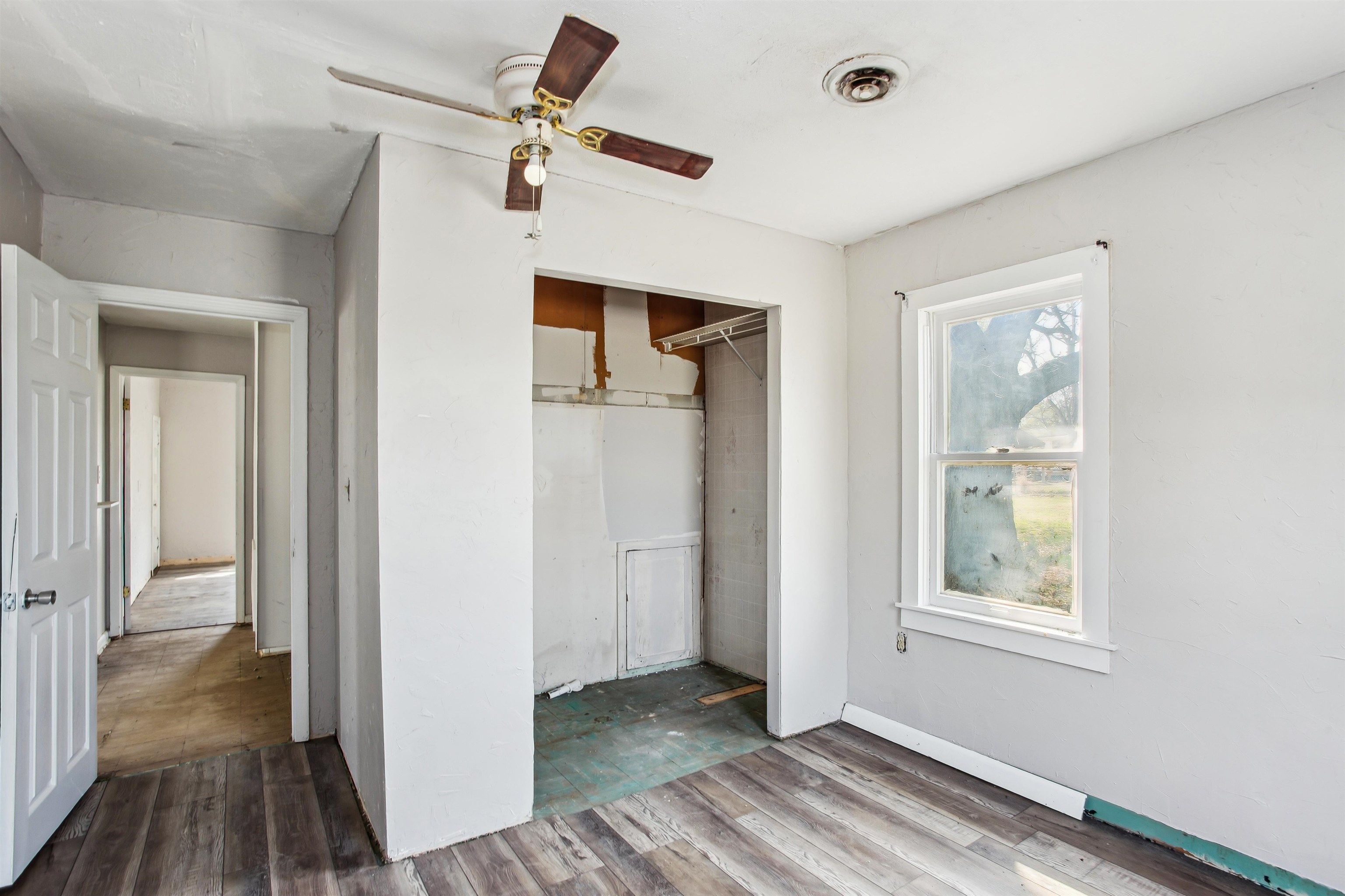 815 N Stadium Property Photo 13