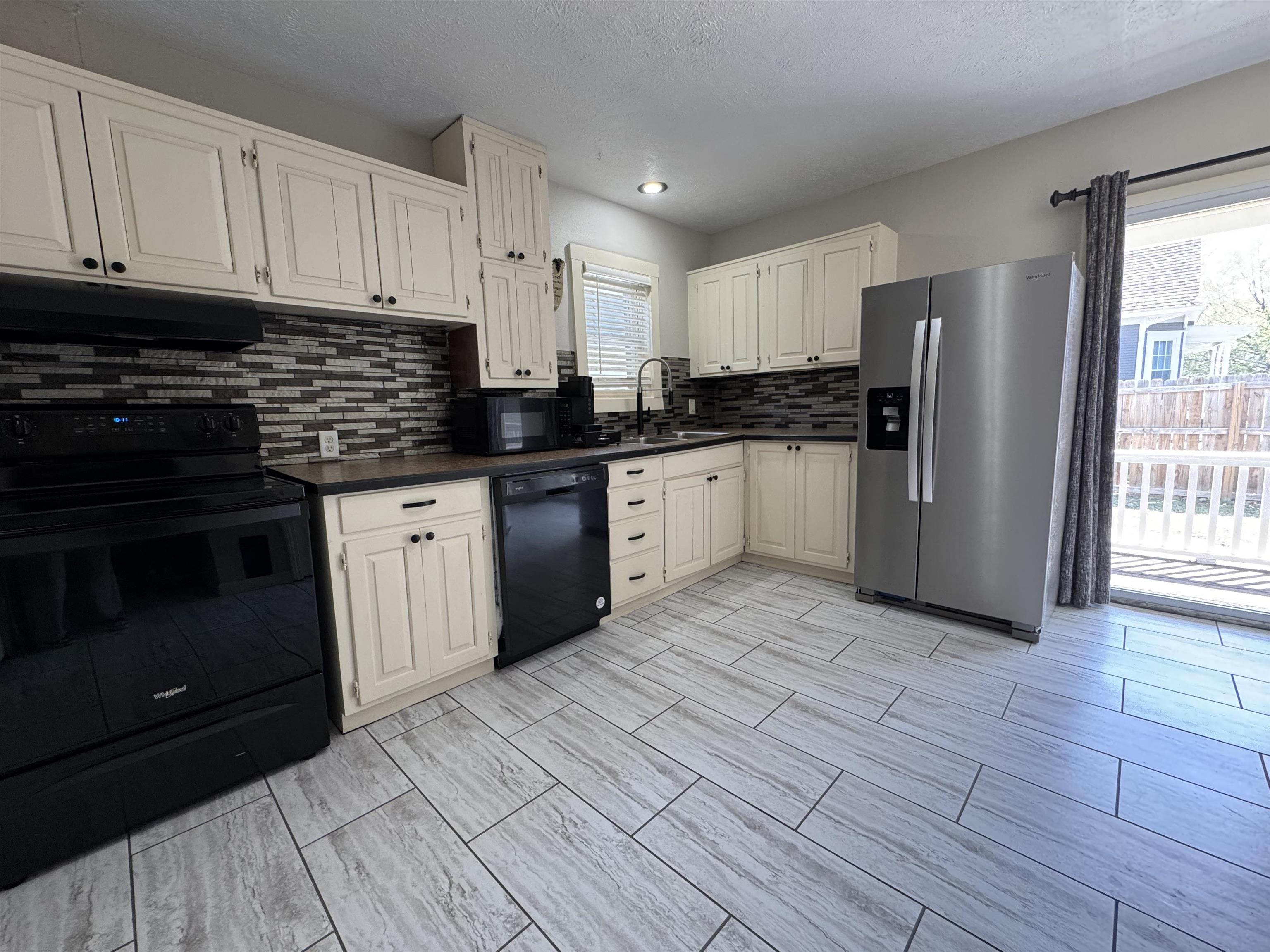 510 State St Property Photo 13