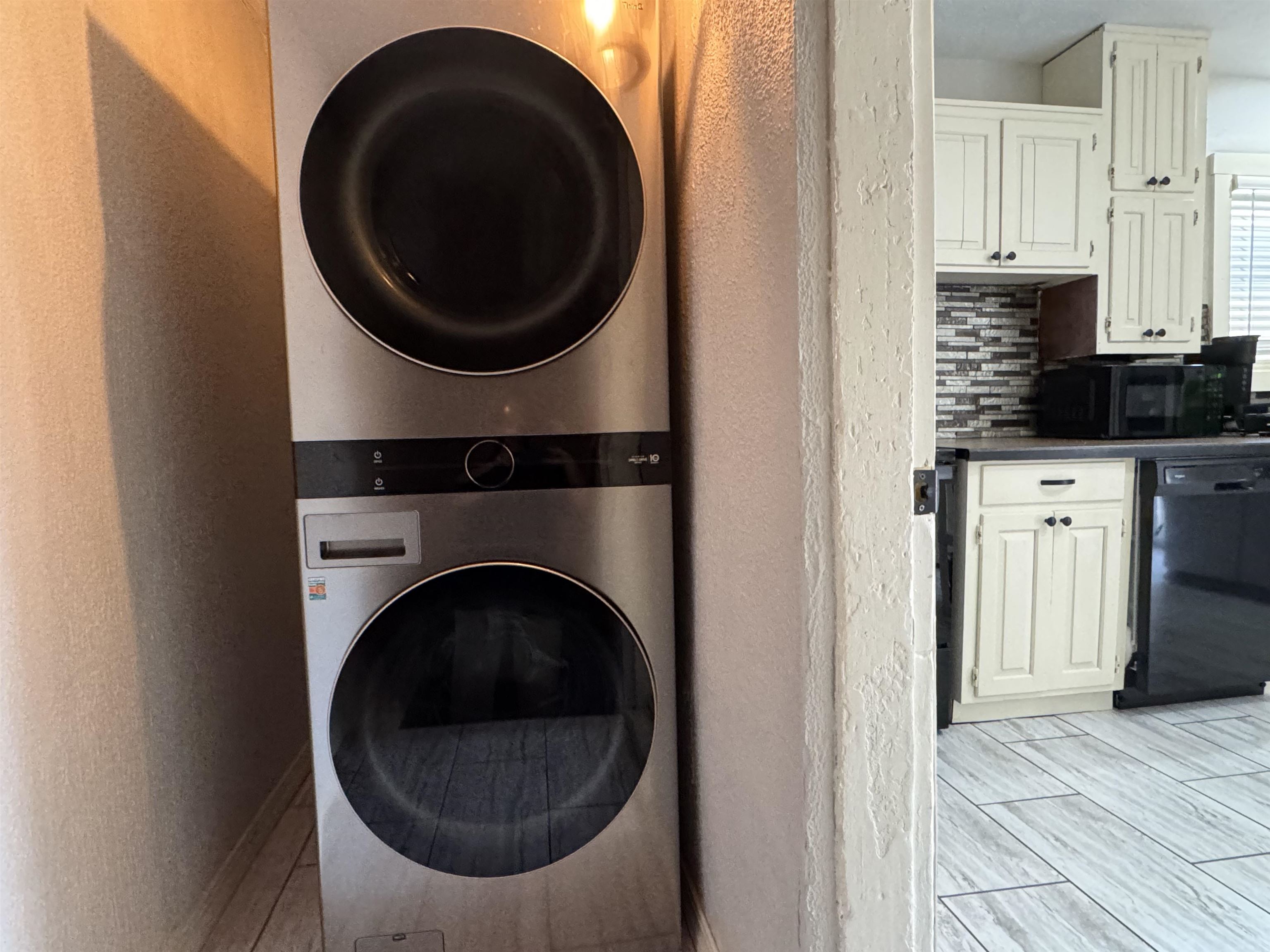 510 State St Property Photo 17