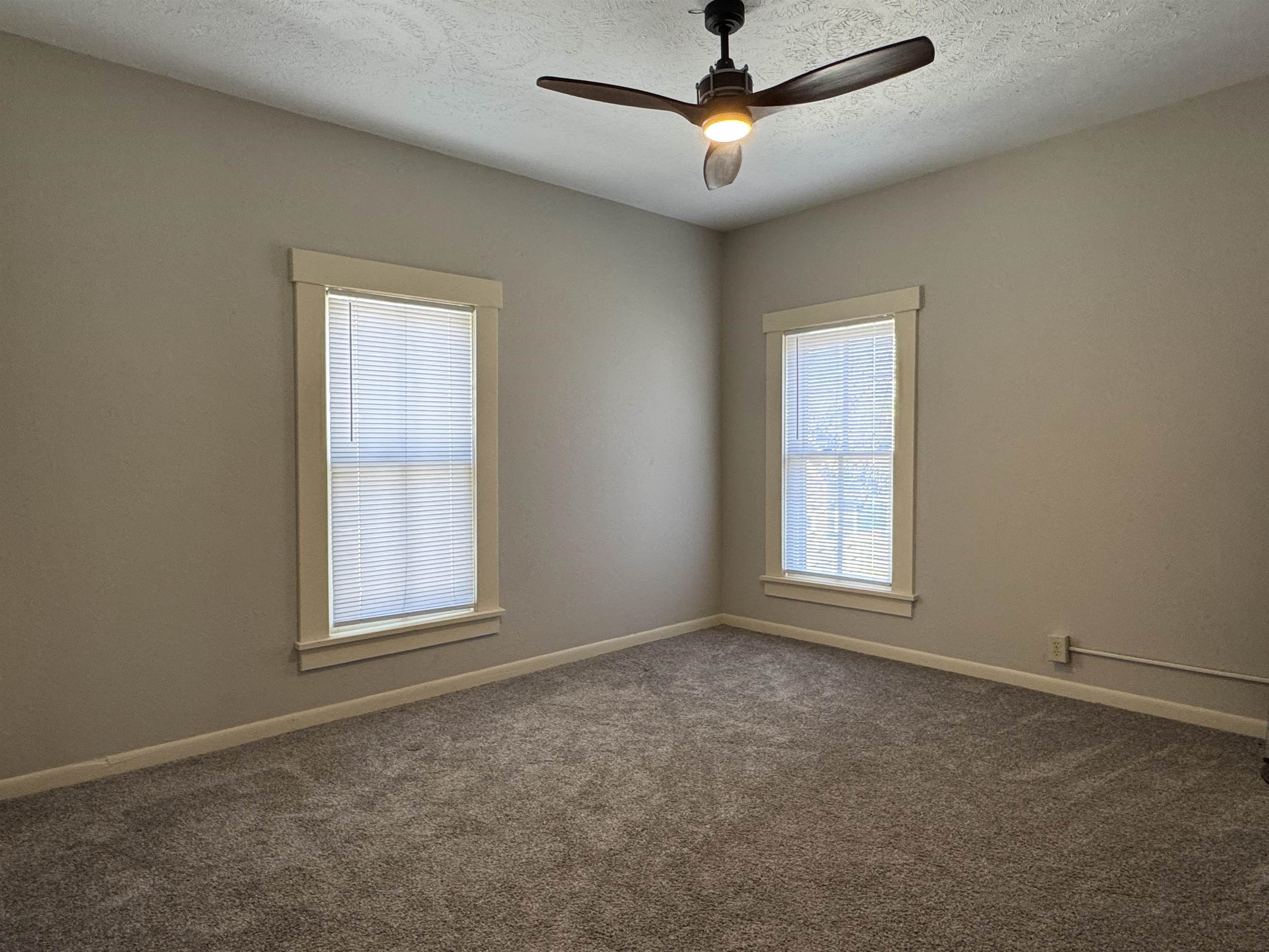 510 State St Property Photo 25