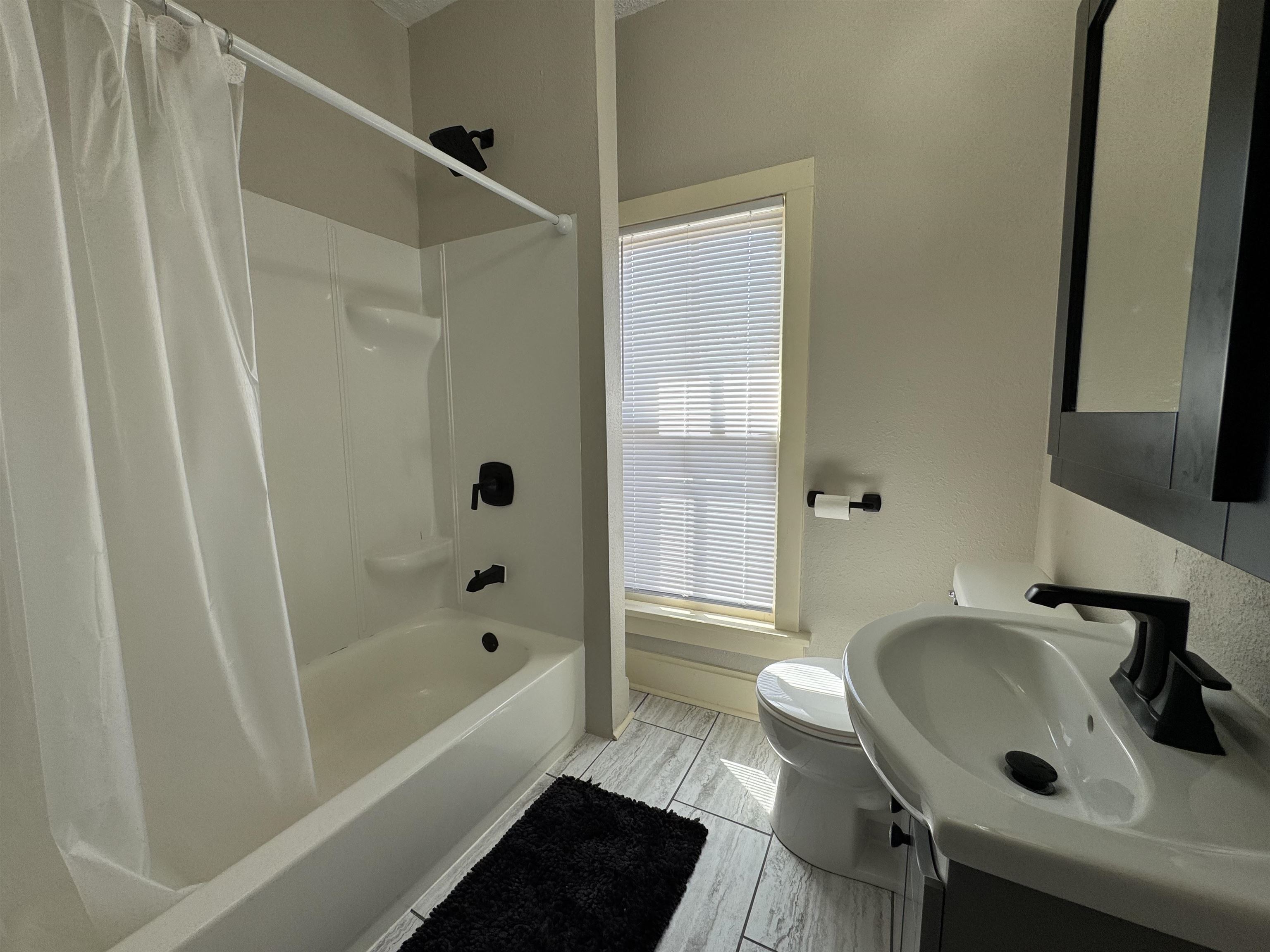 510 State St Property Photo 27