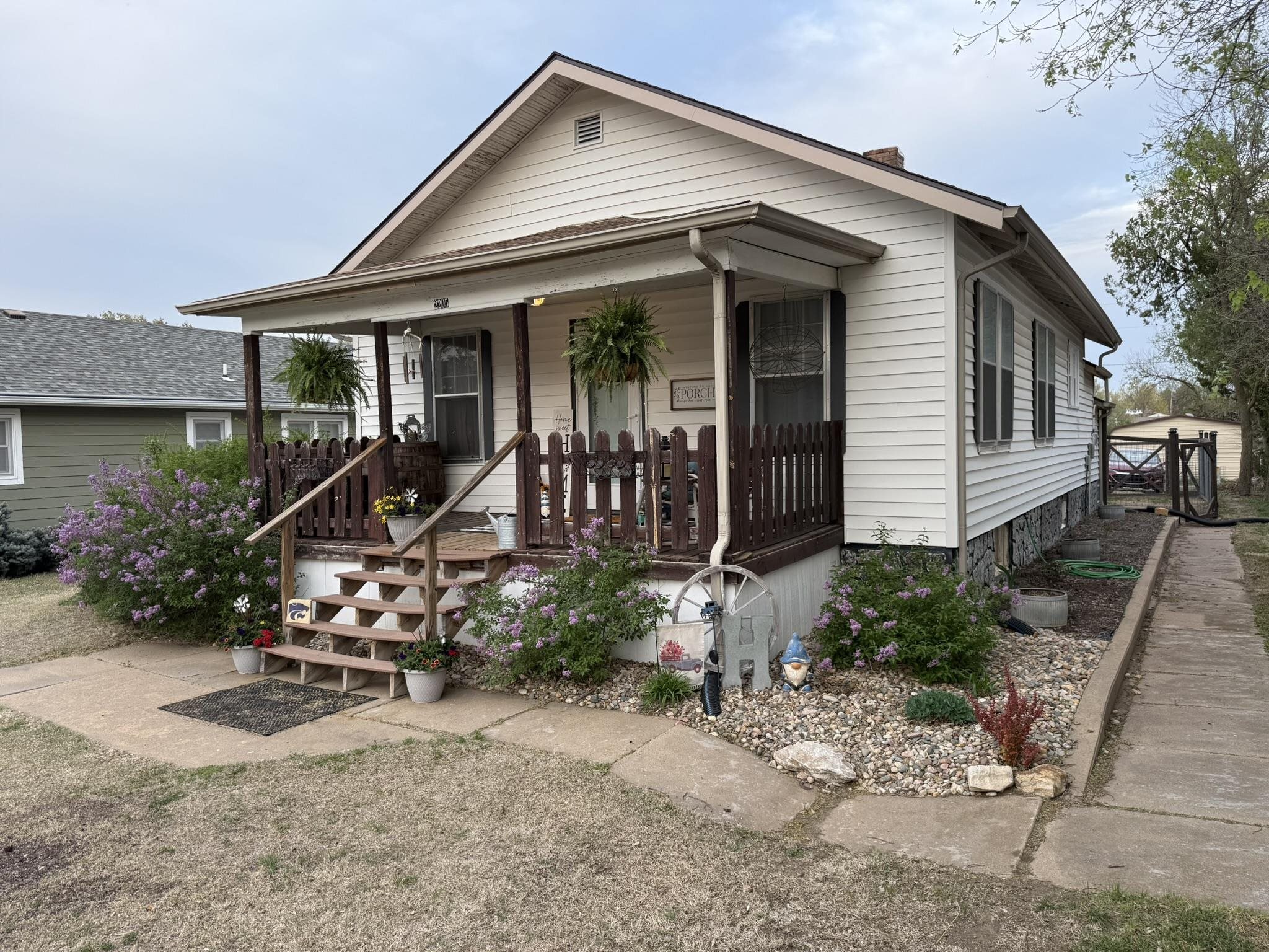 2205 Avenue F Property Photo