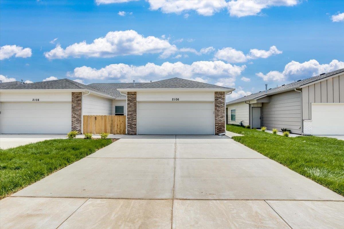 15327 W Kristina St