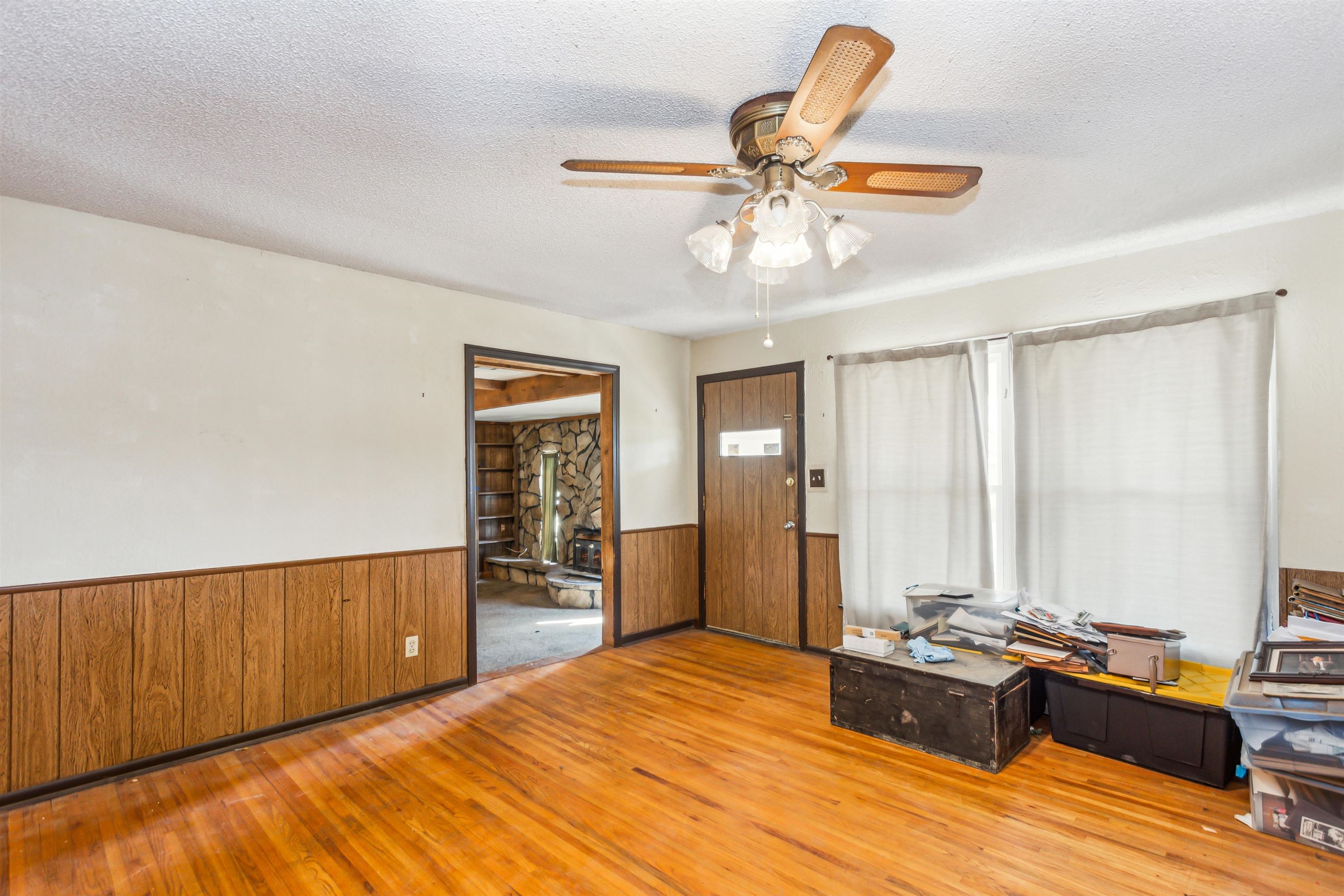 2643 N Meridan Property Photo 9