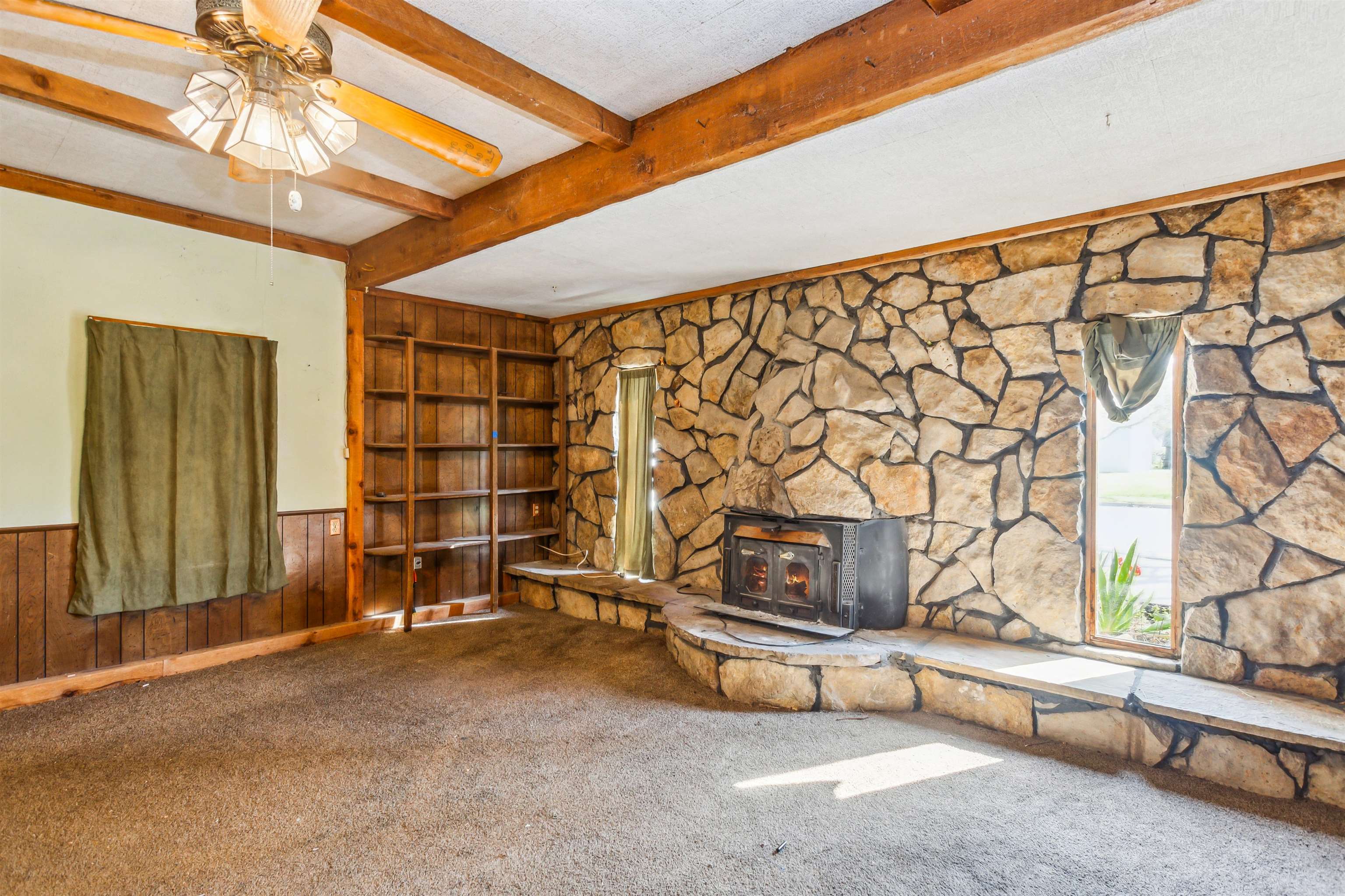 2643 N Meridan Property Photo 10