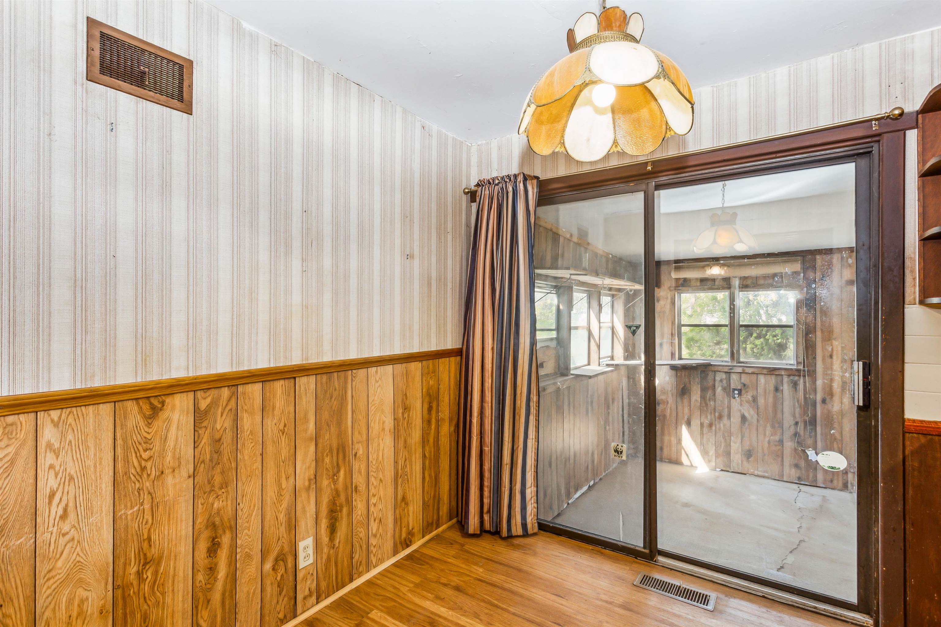 2643 N Meridan Property Photo 16