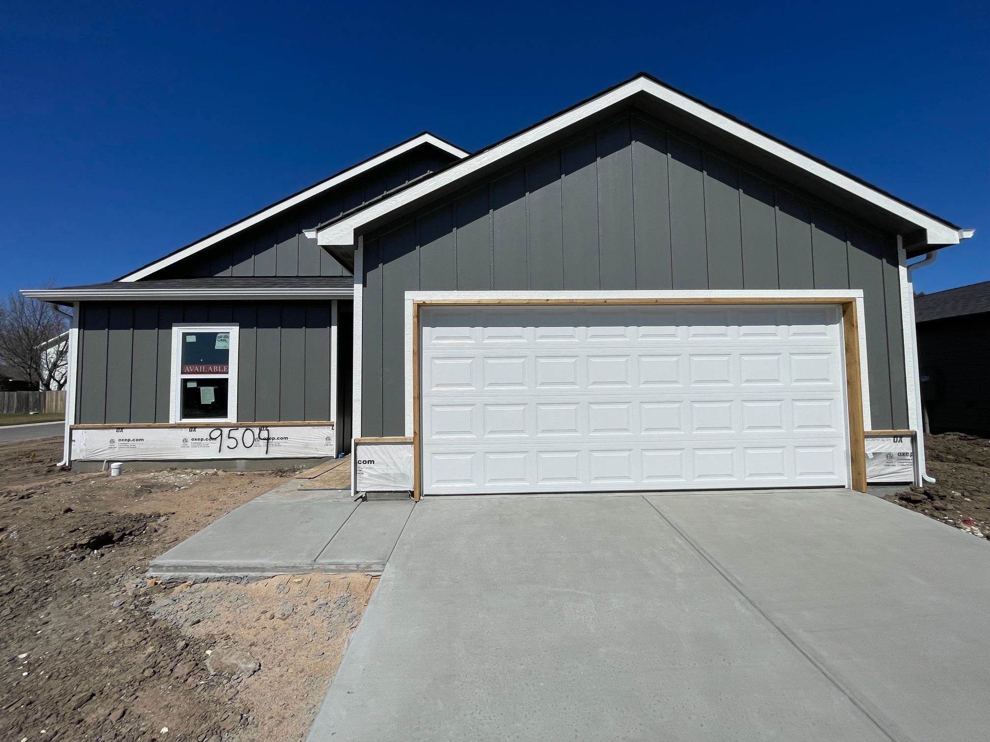 9303 E Creed St Property Photo