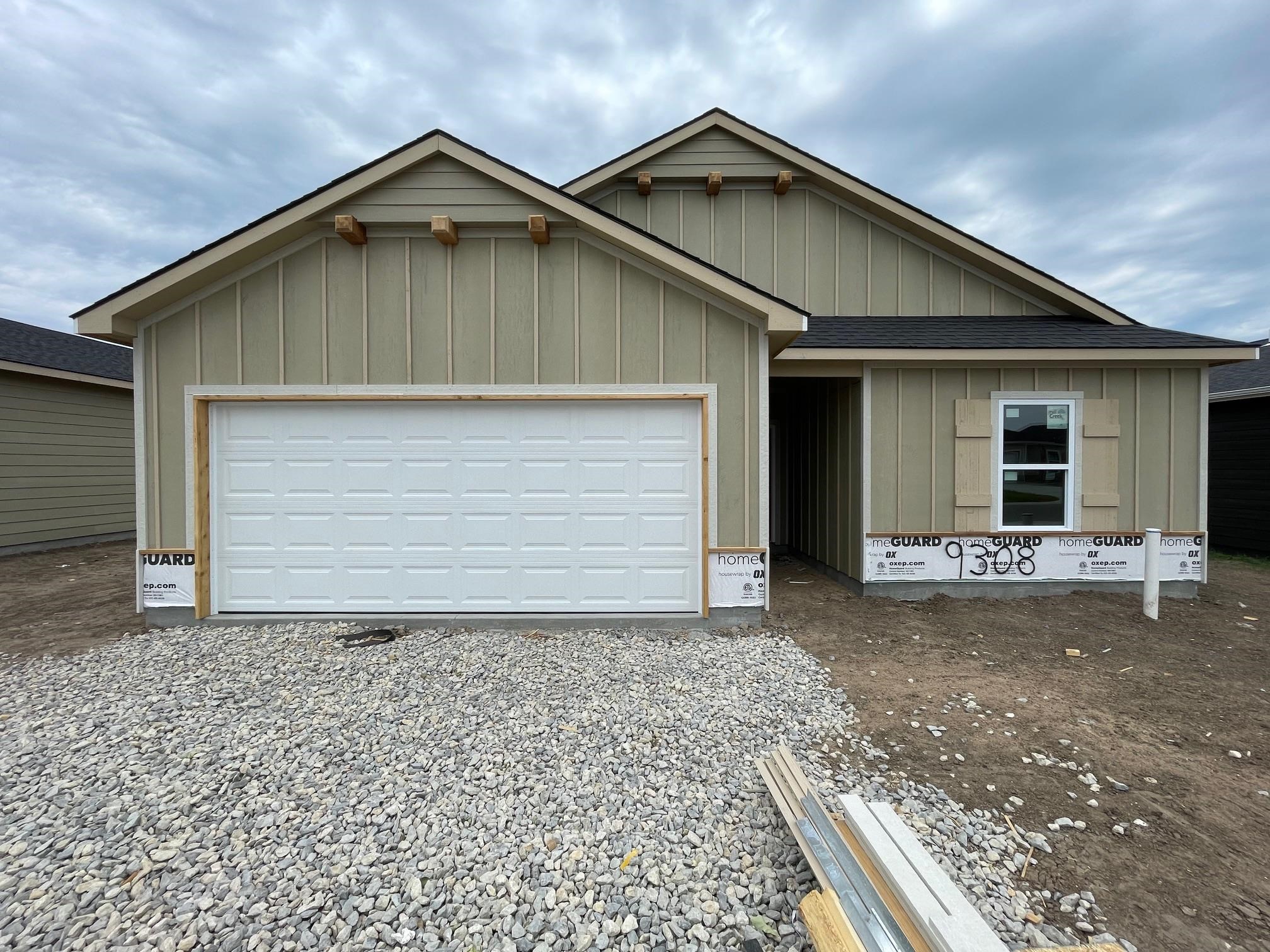 9308 E Creed St Property Photo 1