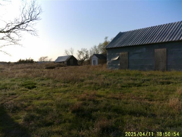 18425 Shoreline Rd Property Photo 8