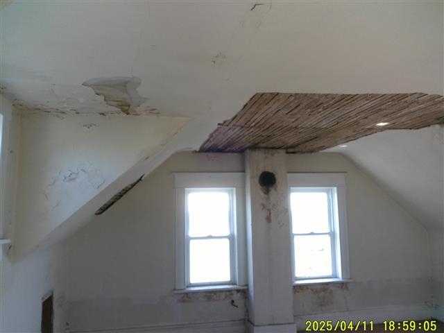 18425 Shoreline Rd Property Photo 13