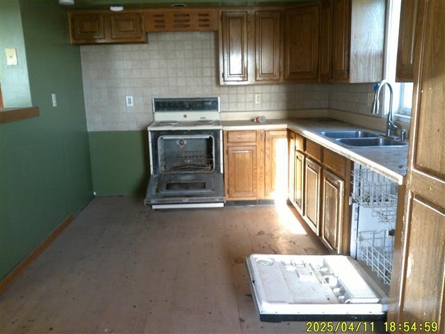 18425 Shoreline Rd Property Photo 23