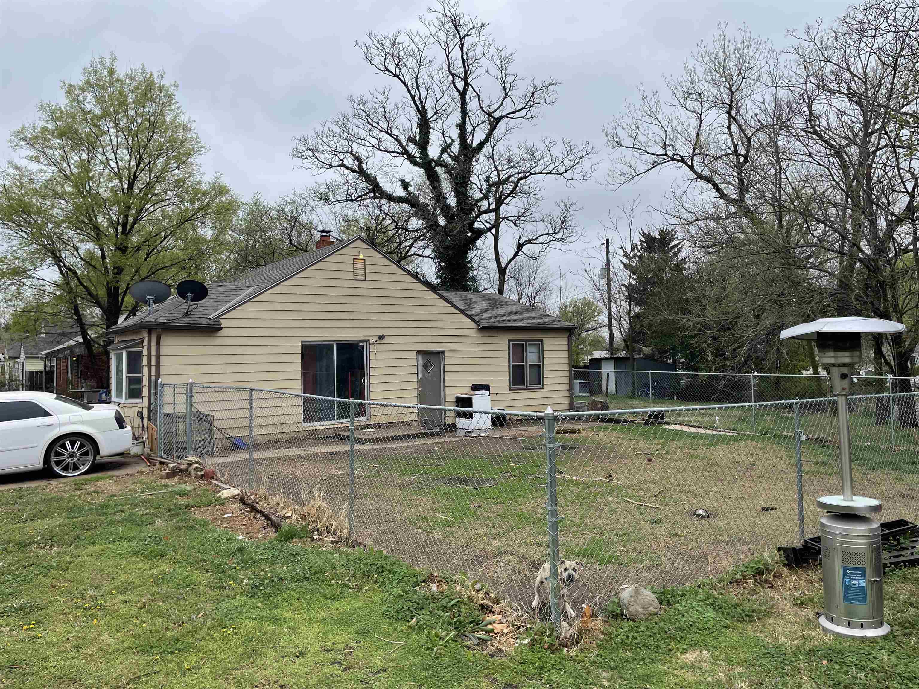 1533 N Fountain St Property Photo