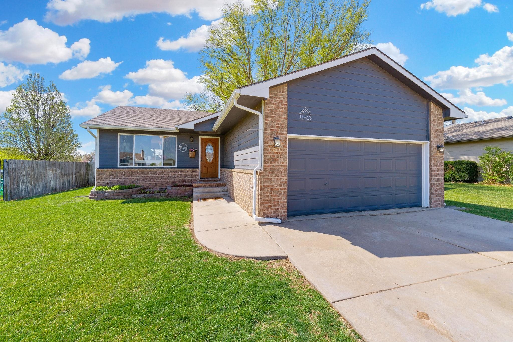 11615 W Ryan Pl Property Photo