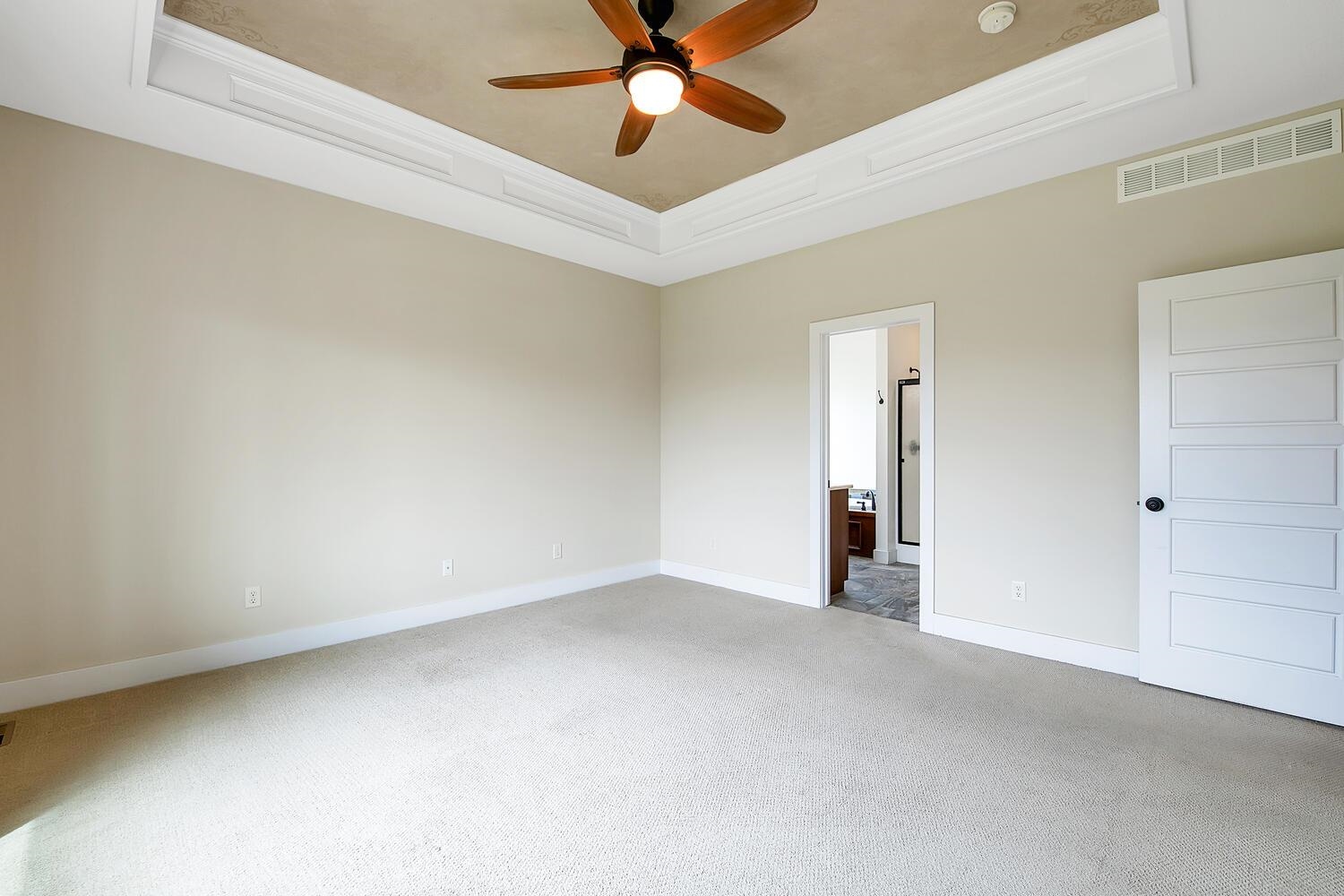 2351 N Sandstone St Property Photo 10
