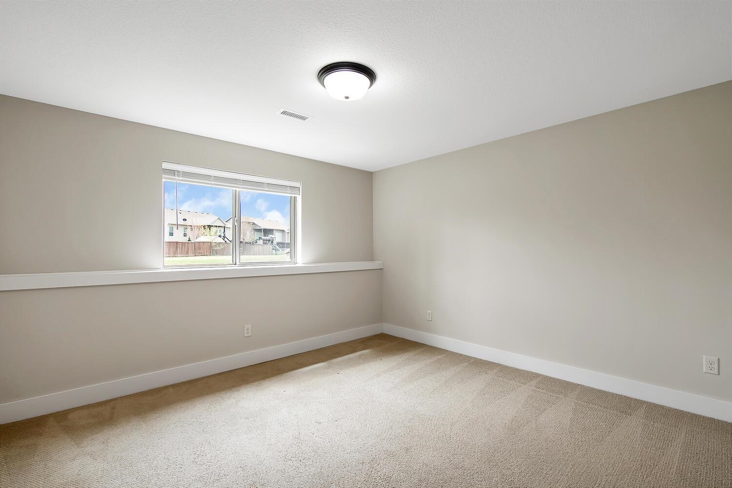 2351 N Sandstone St Property Photo 26