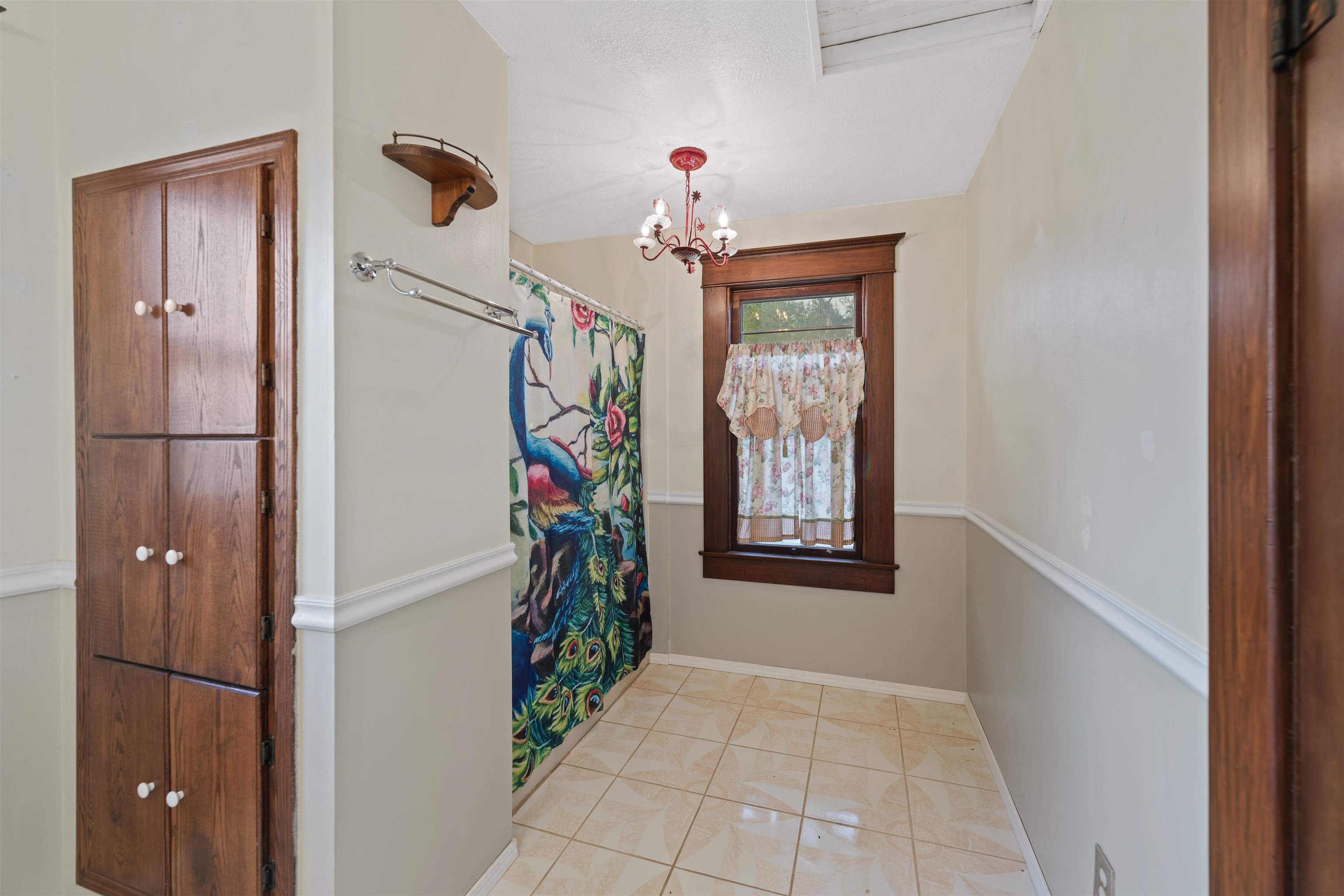 330 S Chestnut St Property Photo 23