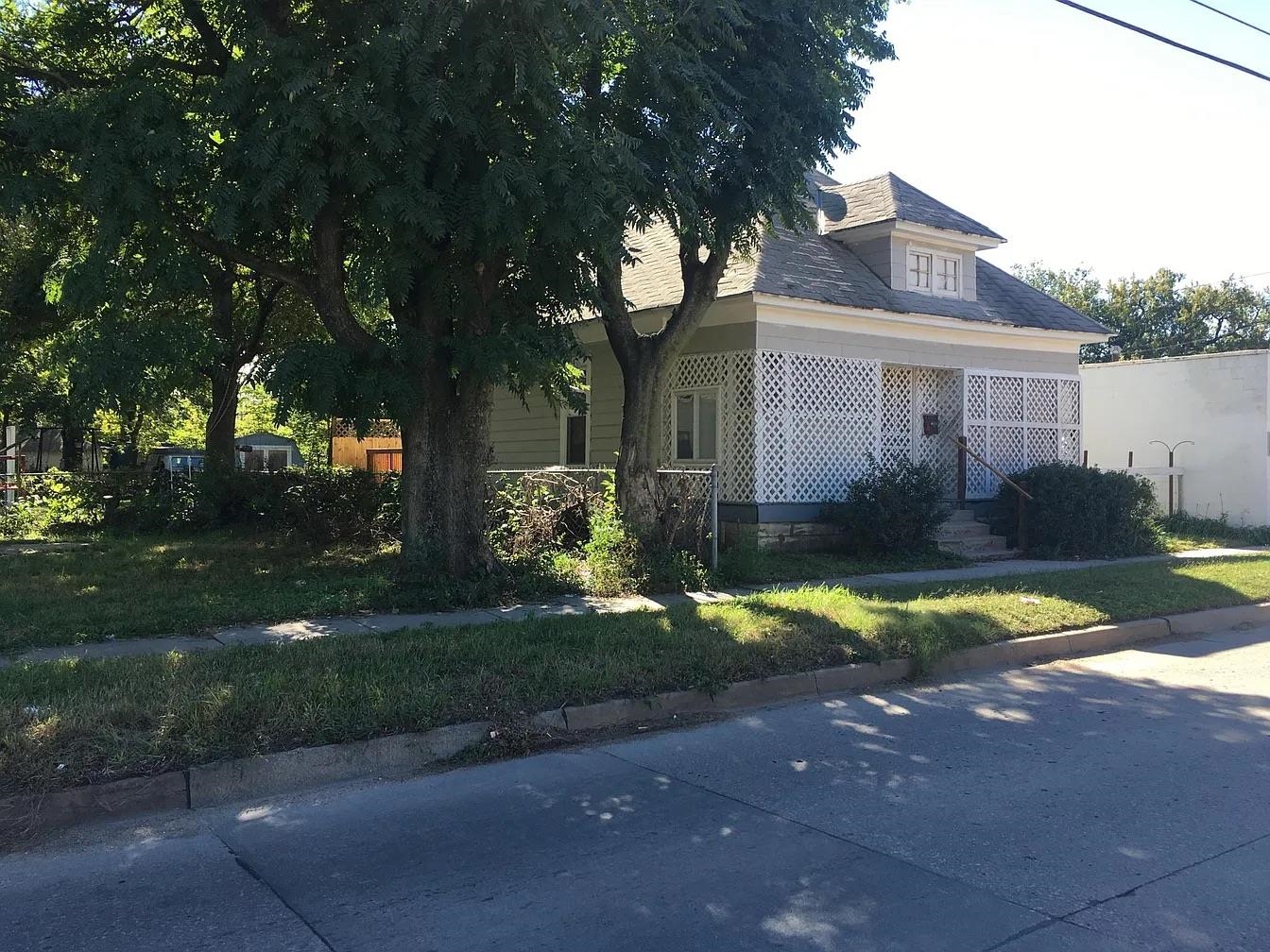 1315 E Lincoln Street Property Photo