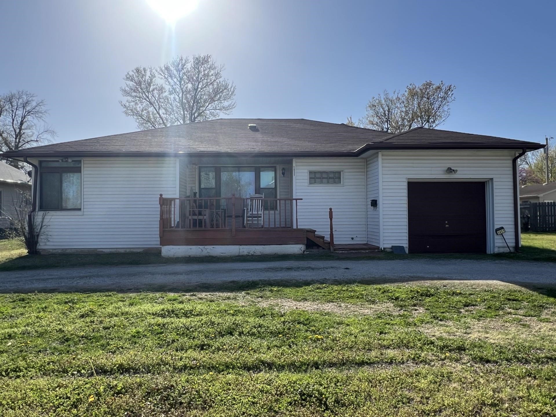 1411 Cherry St Property Photo