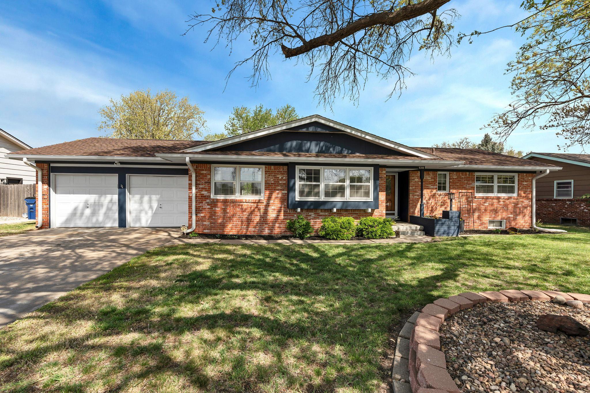 9306 W Harvest Ln Property Photo