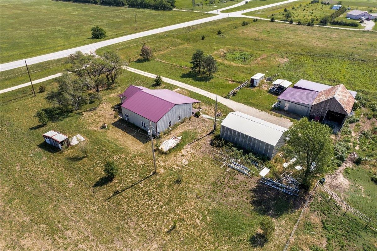 9907 SE Us Highway 54
