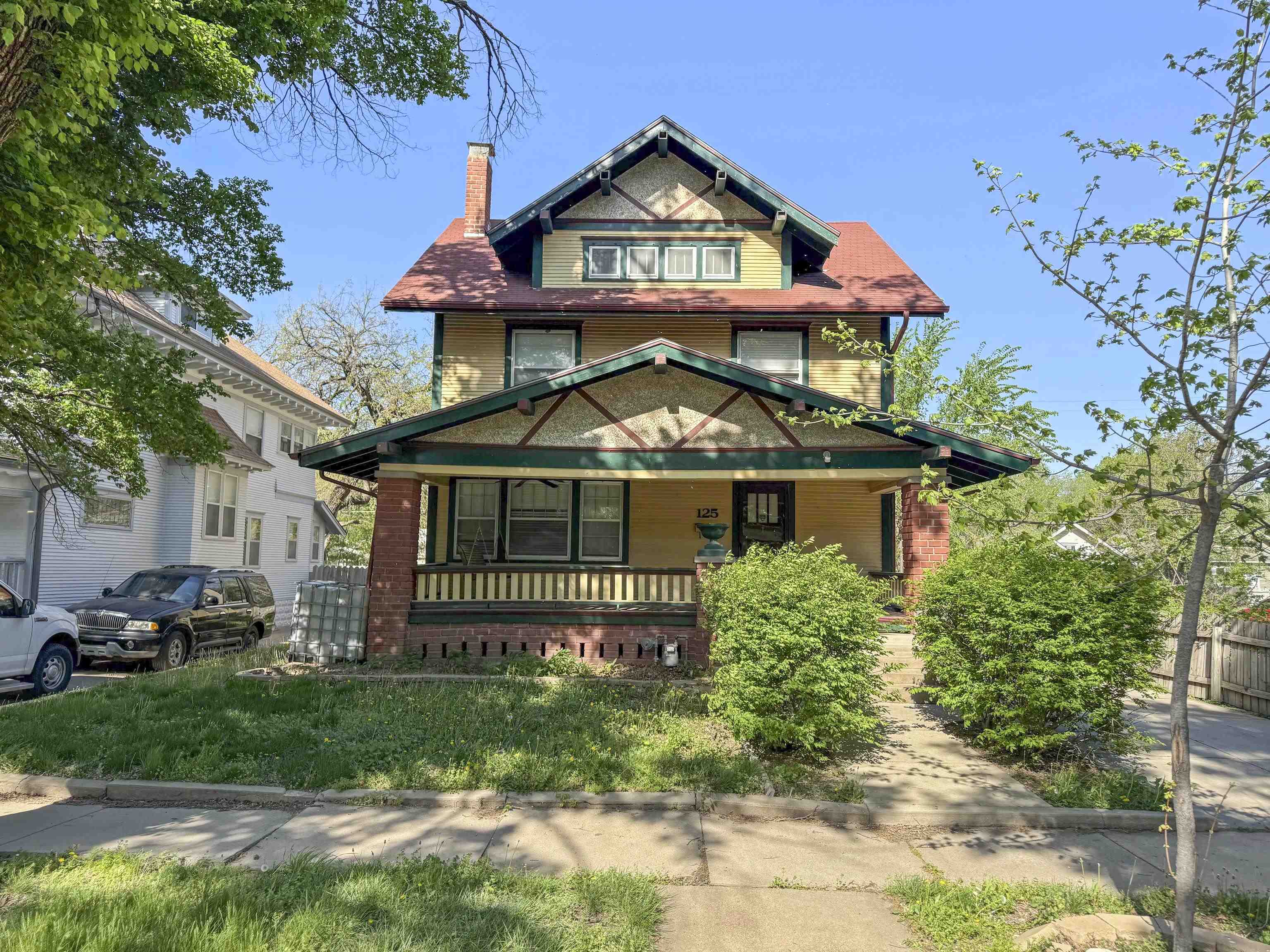 125 N Volutsia Ave Property Photo