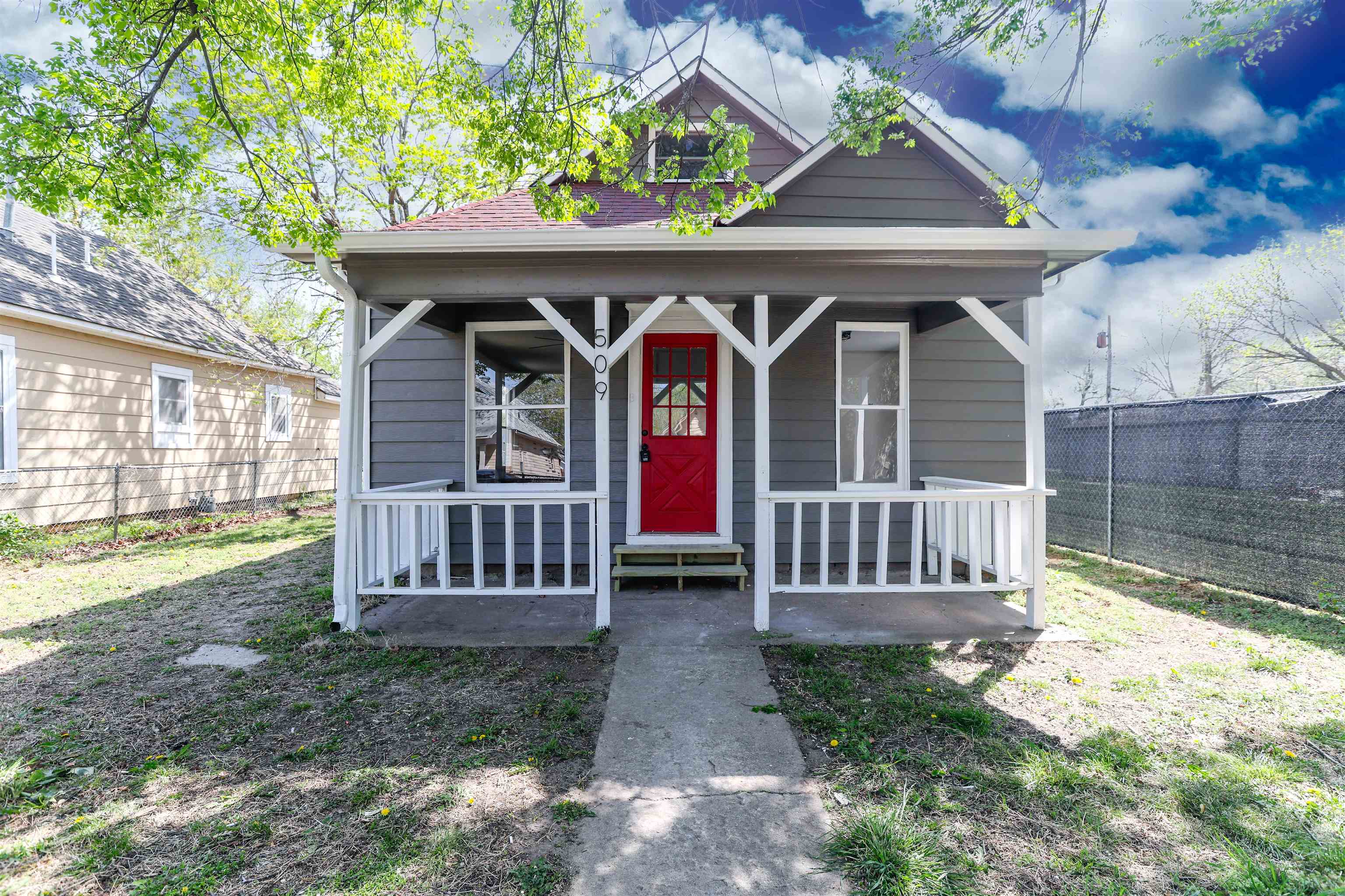 509 W Shirk St Property Photo