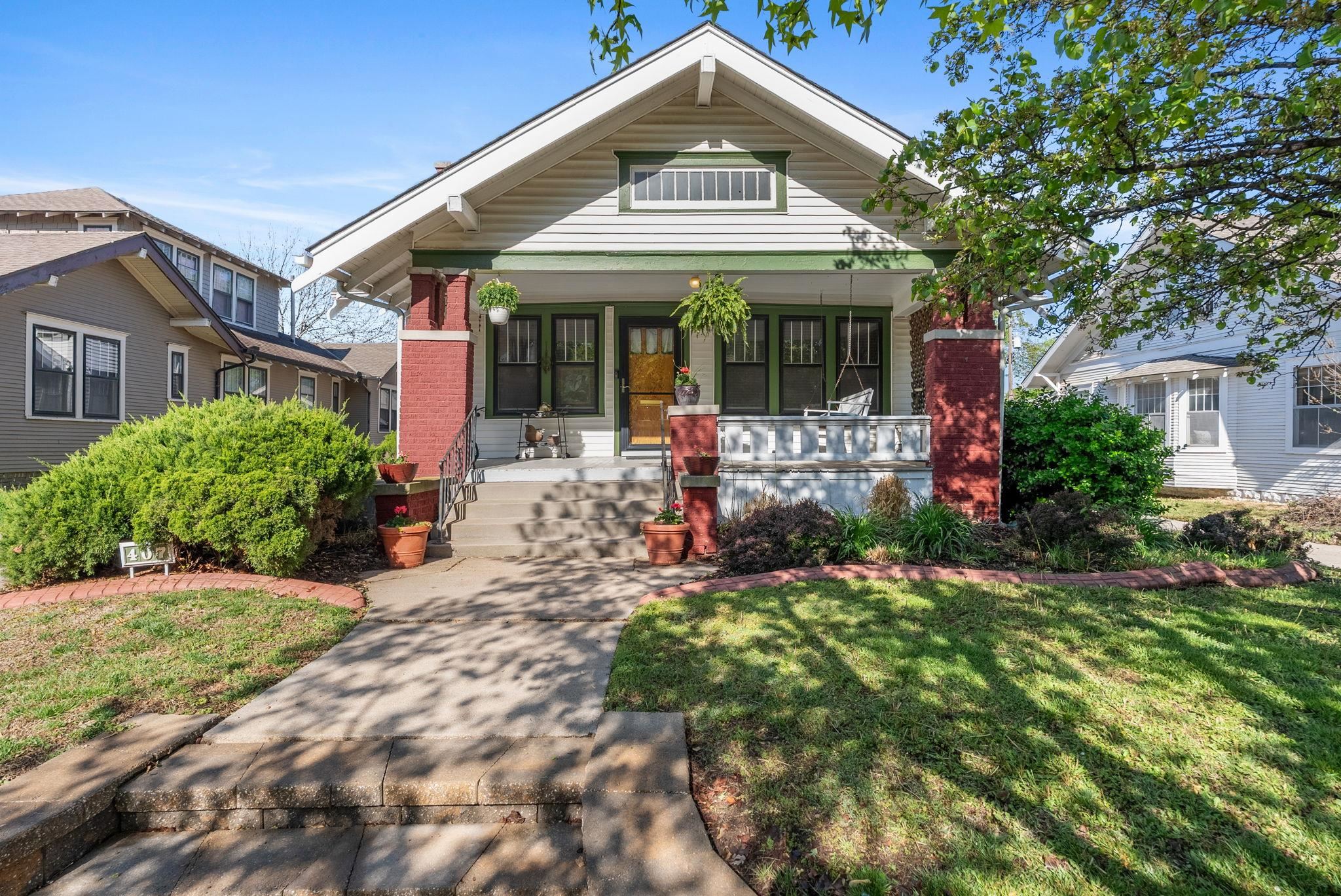 College Hill Real Estate Listings Main Image