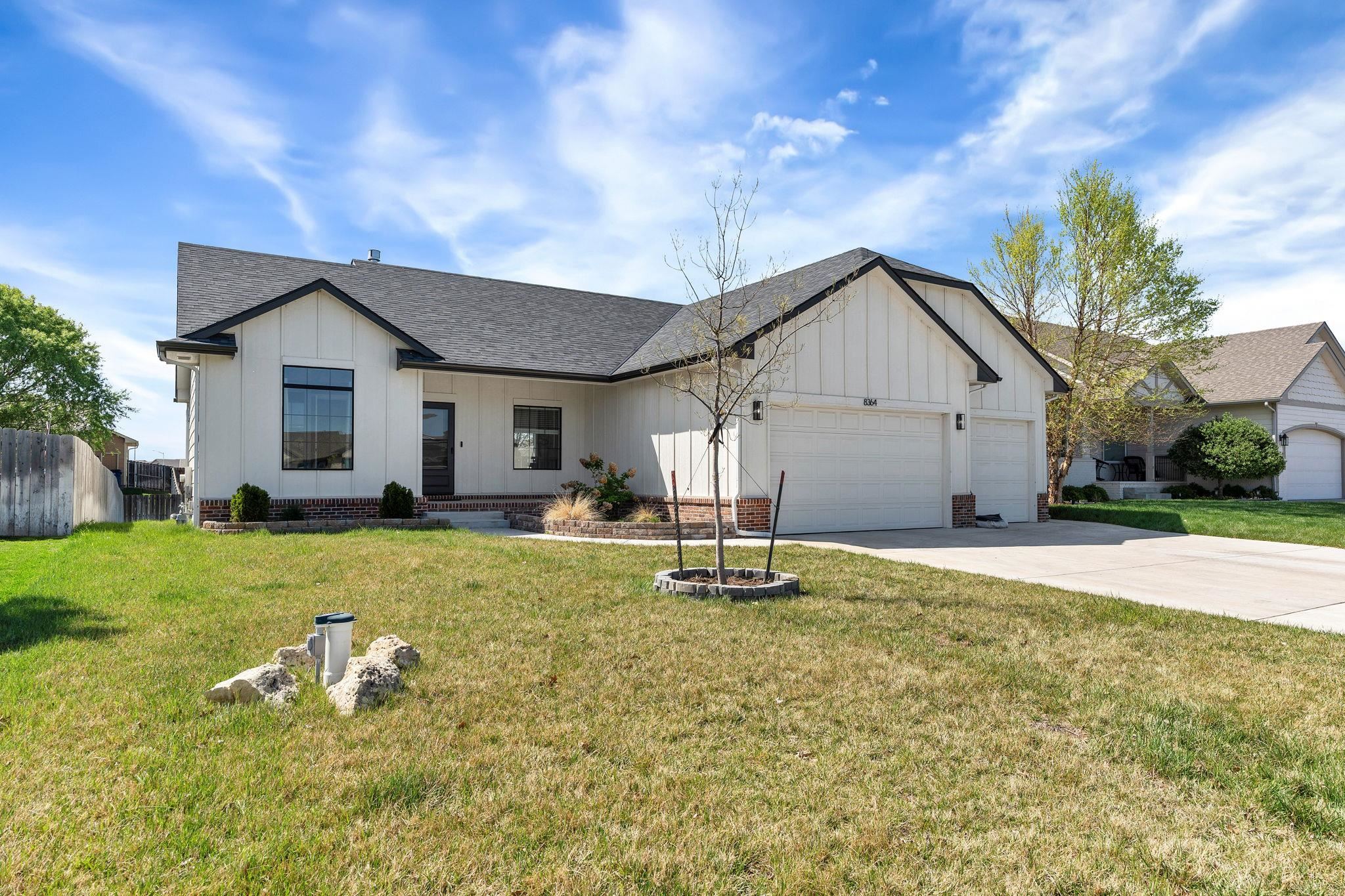 8364 W Kackley Ct Property Photo 1