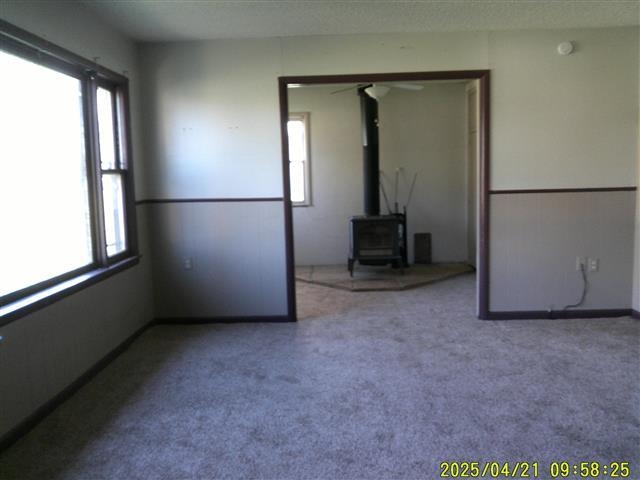 135 Grove St Property Photo 6