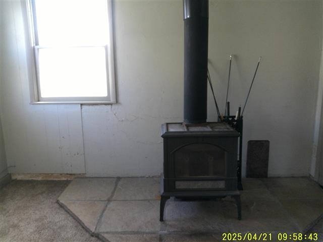 135 Grove St Property Photo 7