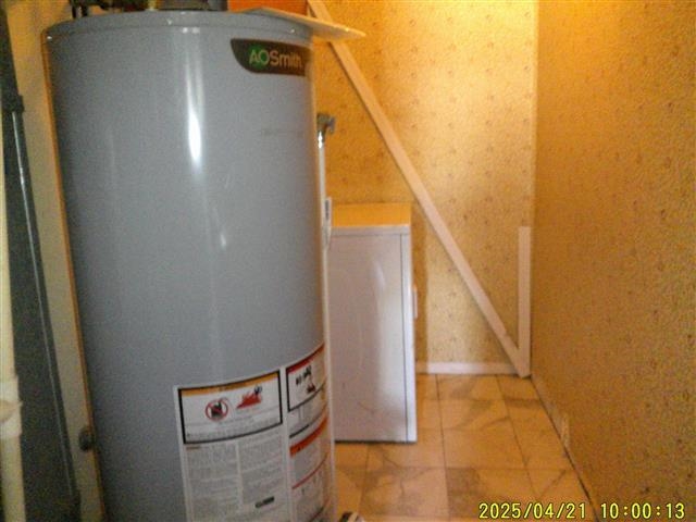135 Grove St Property Photo 15