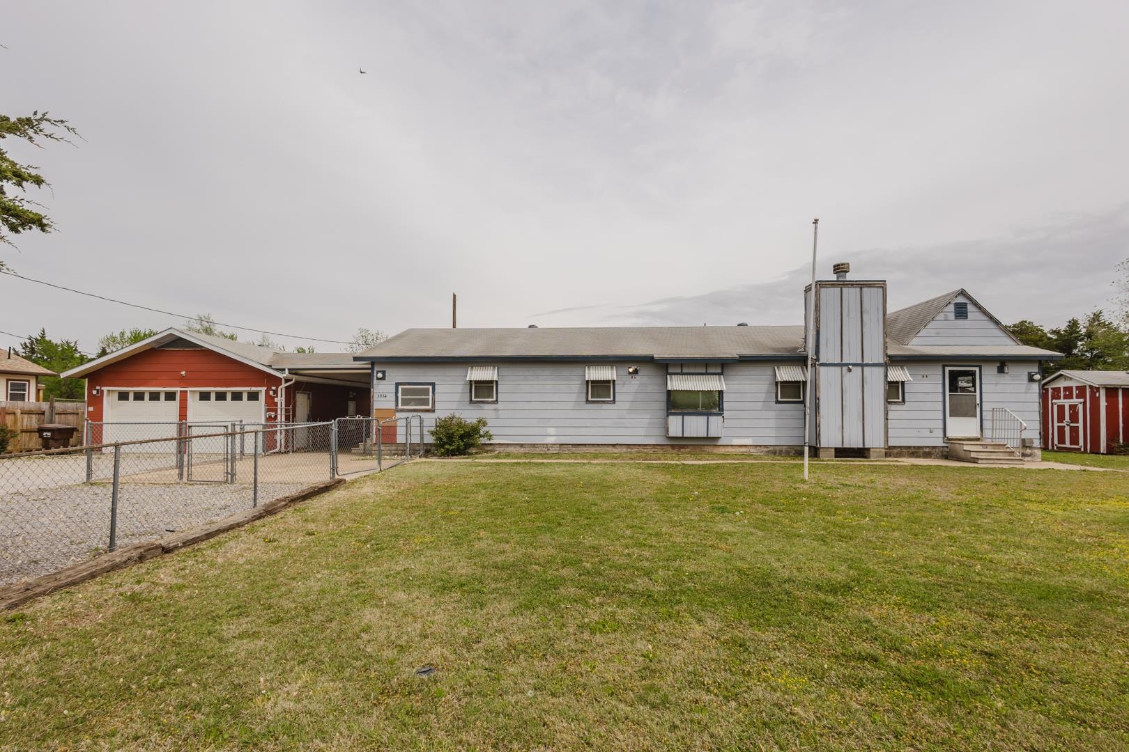 3934 S Young St Property Photo