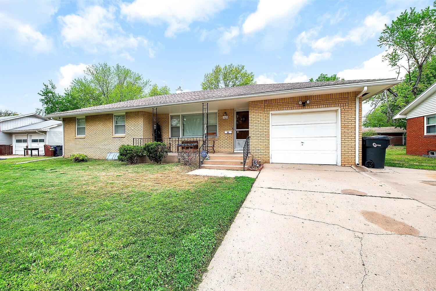 309 Alice Ave Property Photo 1