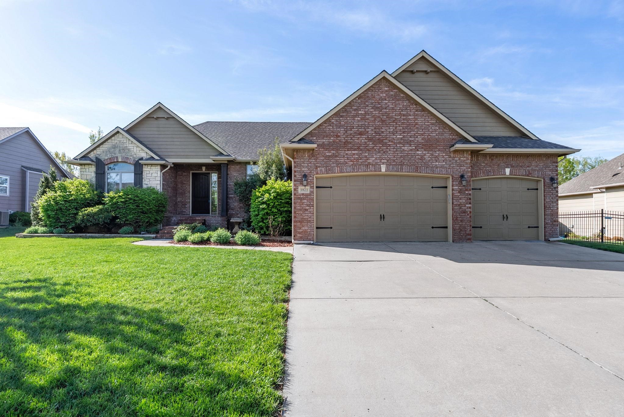 1823 N Peckham Property Photo