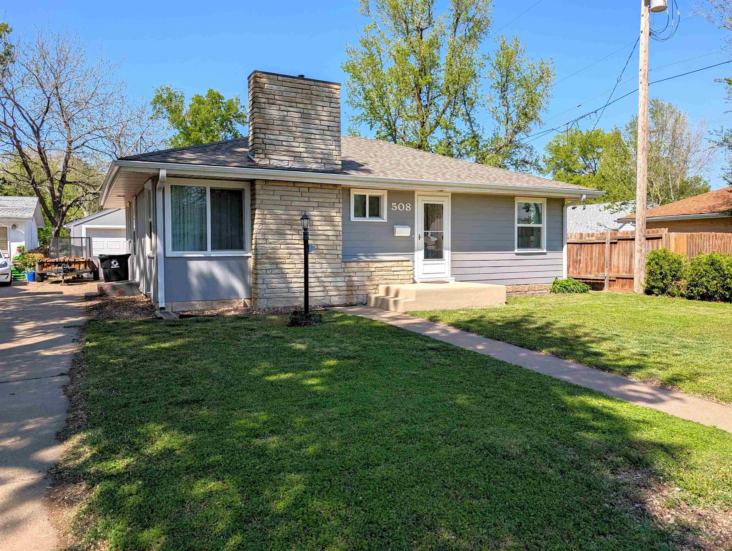 508 W Kirwin Ave Property Photo