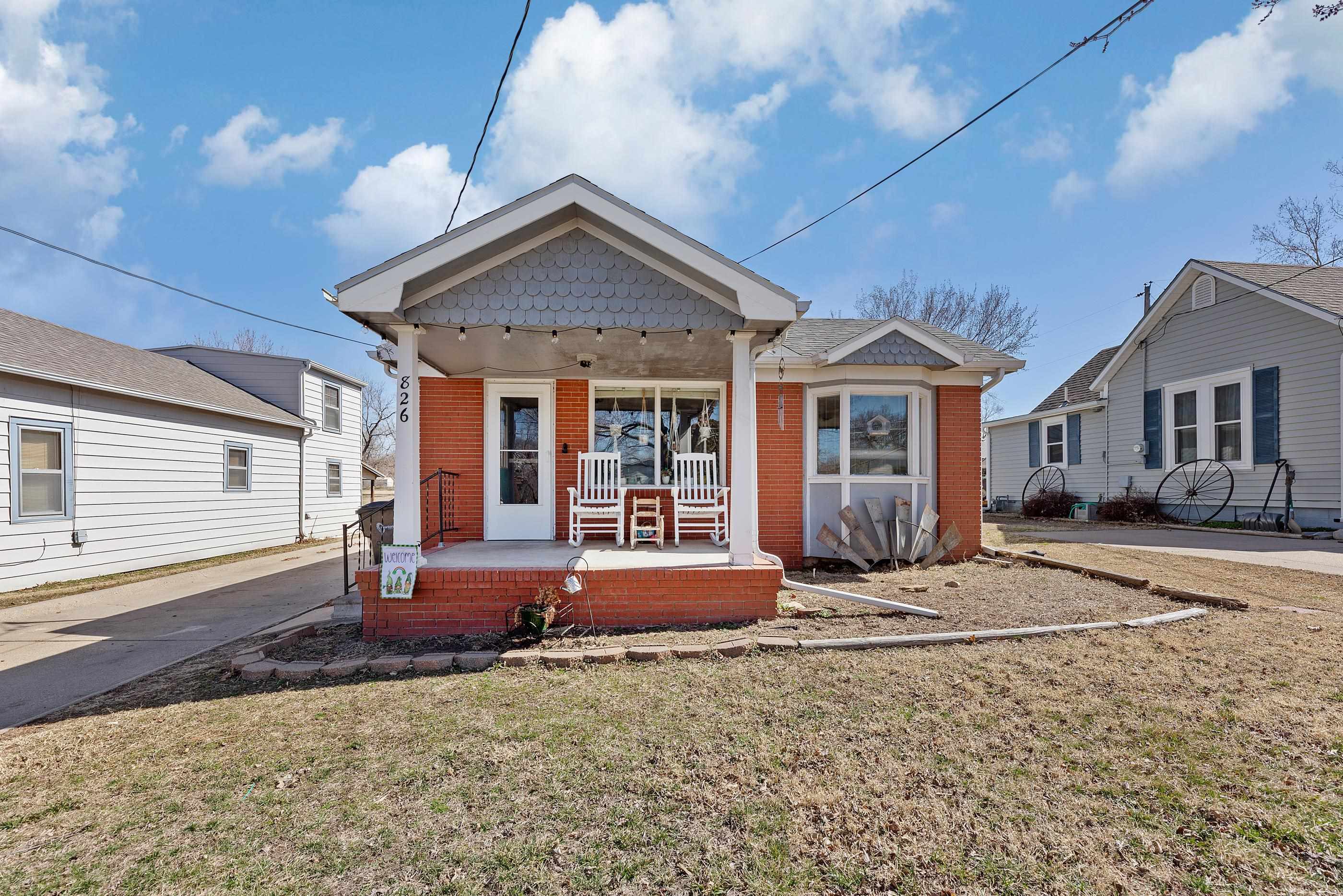 826 Old Main St. Property Photo