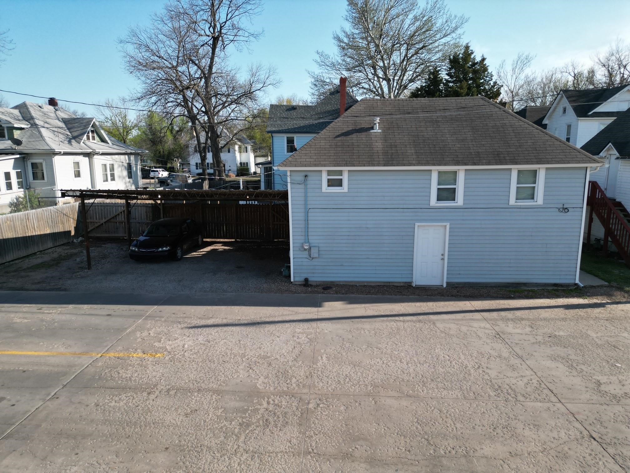 508 E 10th Ave Property Photo 17