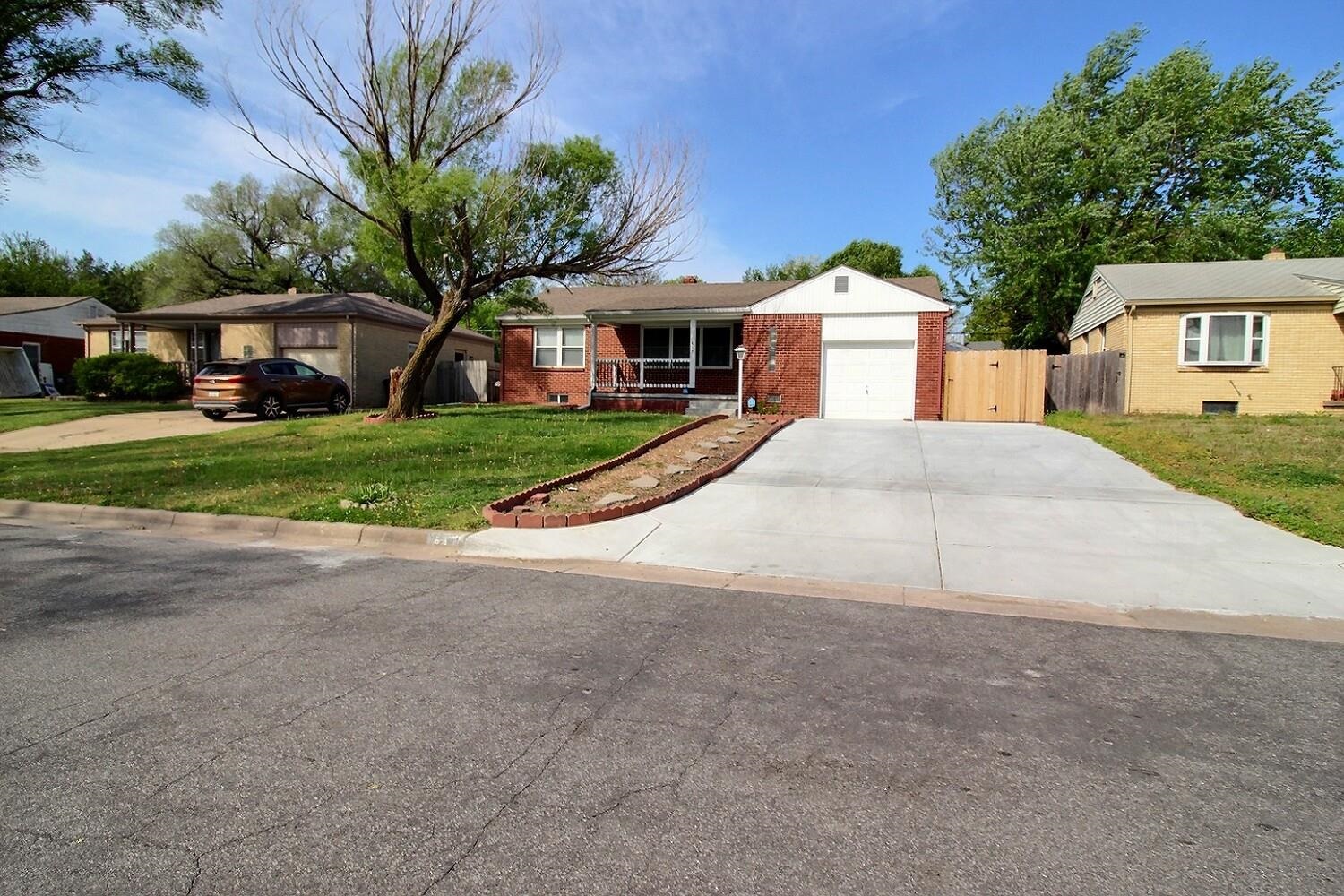 617 S Fabrique Dr Property Photo 1