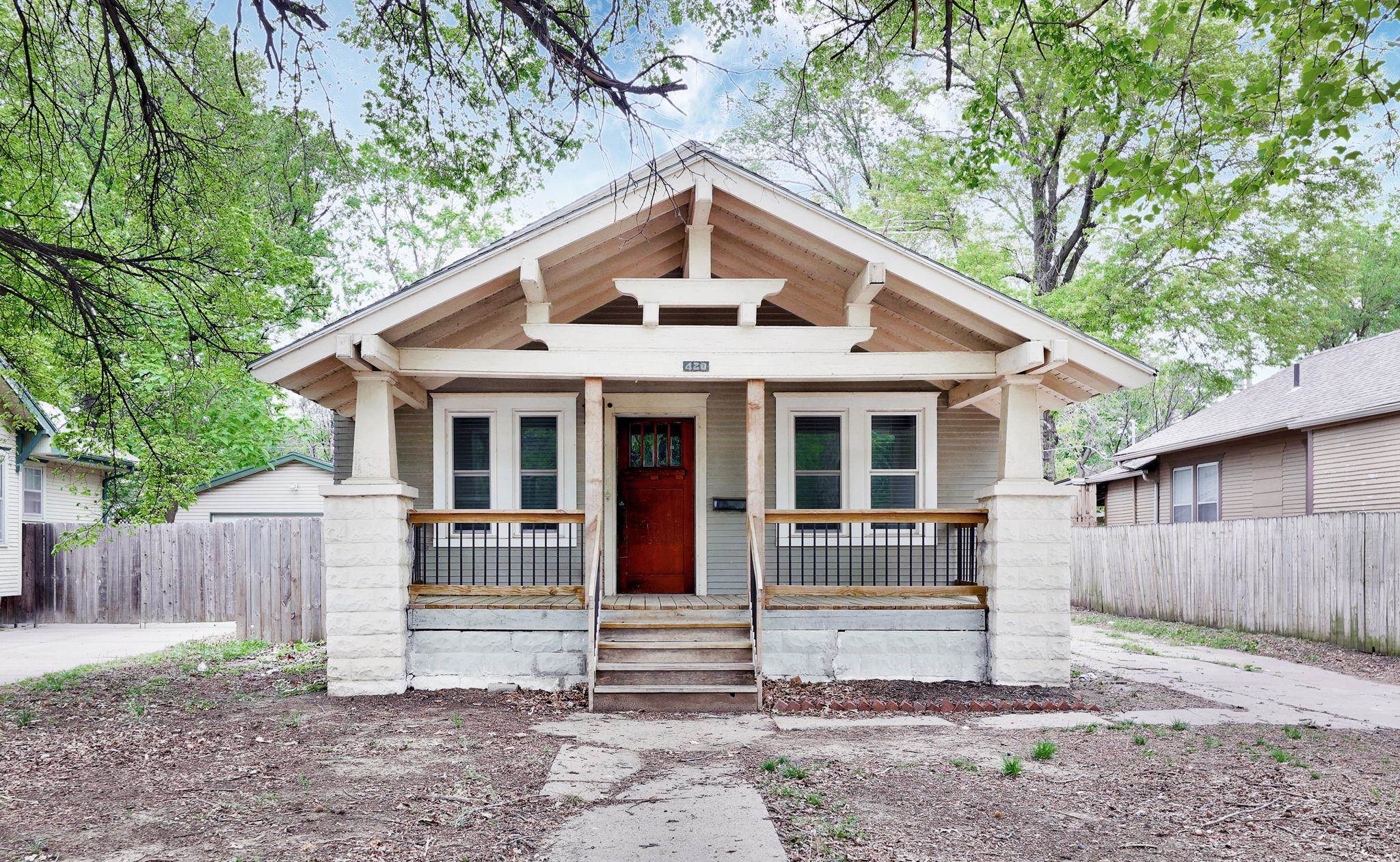 420 S Green St Property Photo